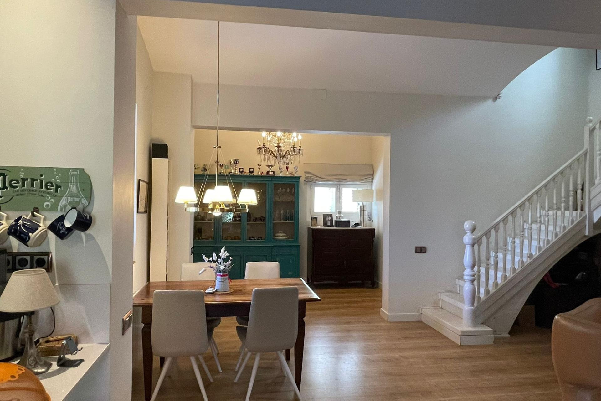 Herverkoop - Villa - Corbera de Llobregat