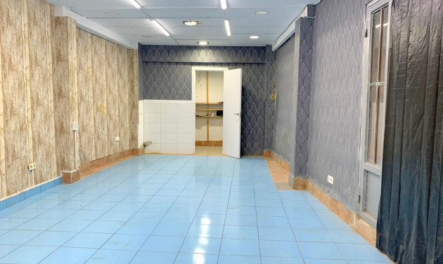 Local comercial - Resale - Barcelona - Ciutat Vella / El Raval