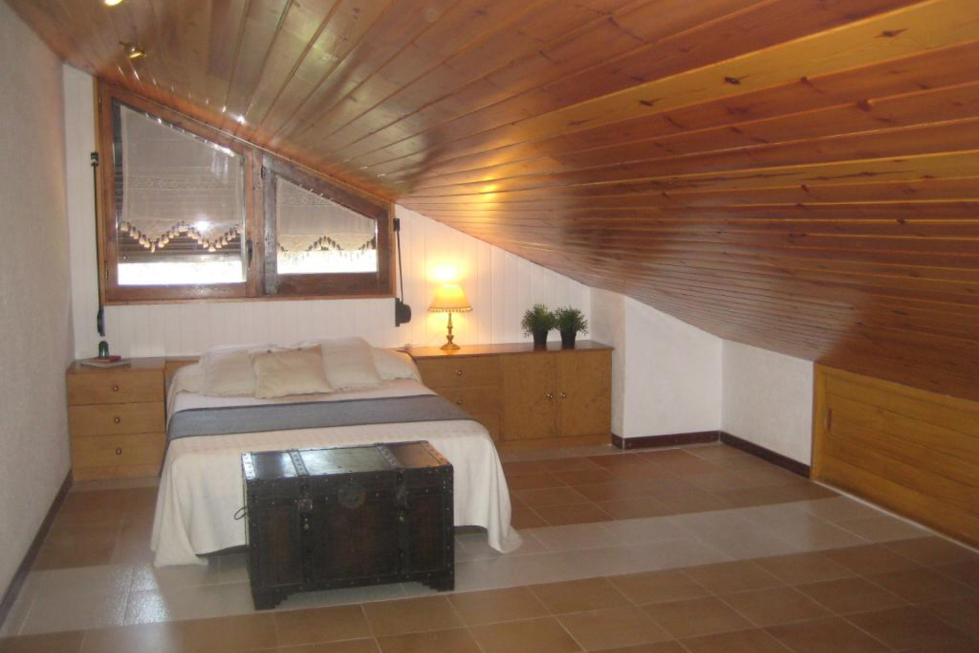 Obra nueva - Chalet - Querol