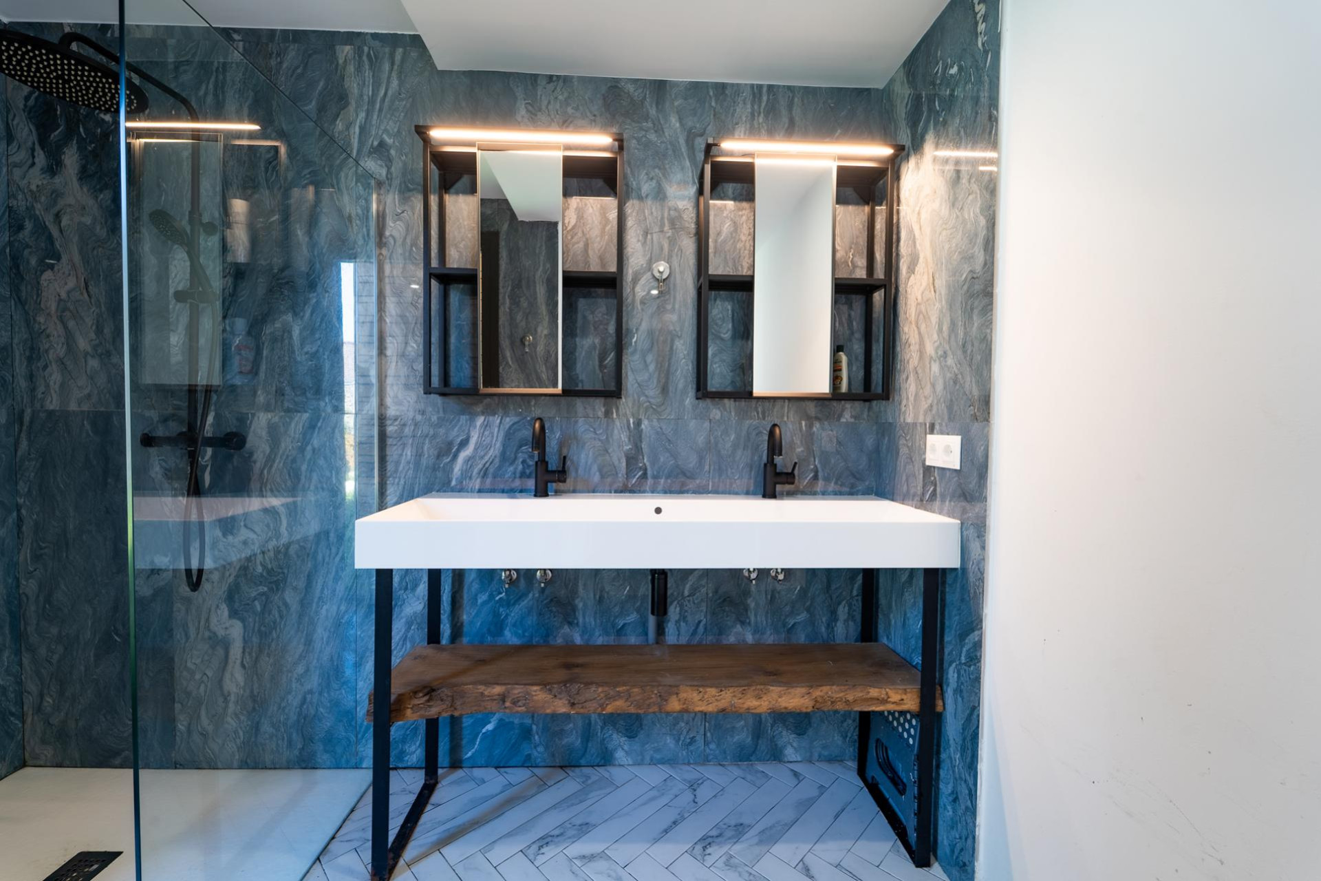 Obra nueva - Chalet - Torrelles de Llobregat