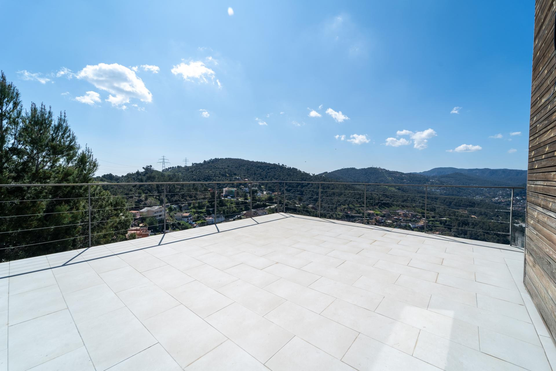 Obra nueva - Chalet - Torrelles de Llobregat