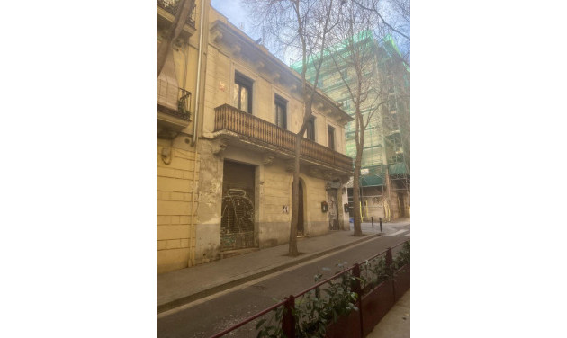 Propiedad horizontal - Herverkoop - Barcelona - PBARMAR20