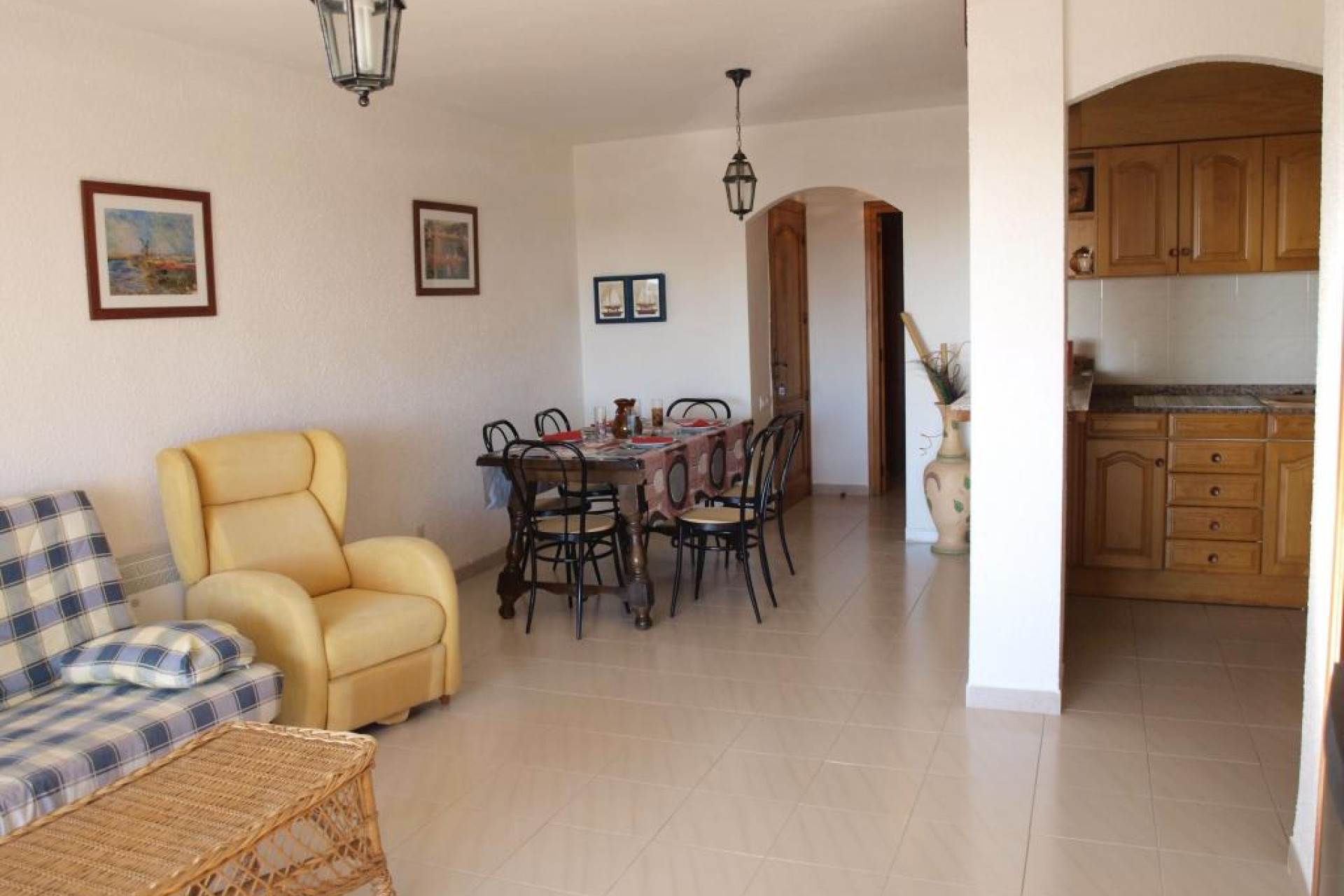 Resale - Apartment / flat - Ampolla, L