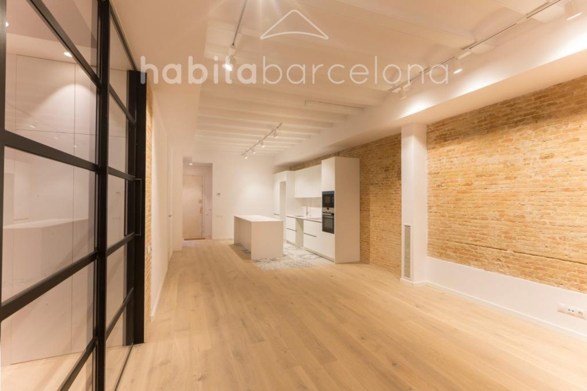 Resale - Apartment / flat - Barcelona - Ciutat Vella / Barri Gòtic