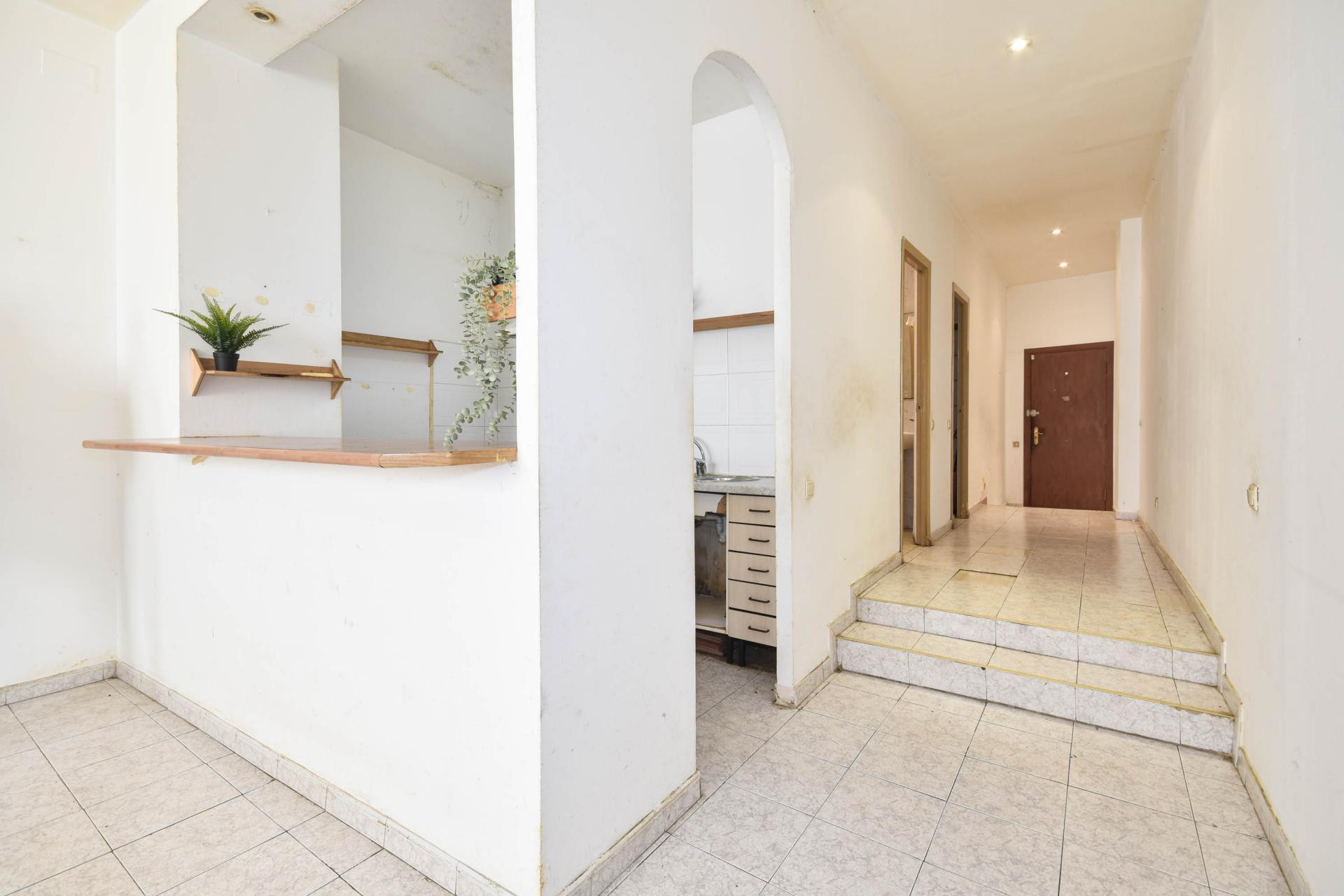 Resale - Apartment / flat - Barcelona - Ciutat Vella / Sant Pere