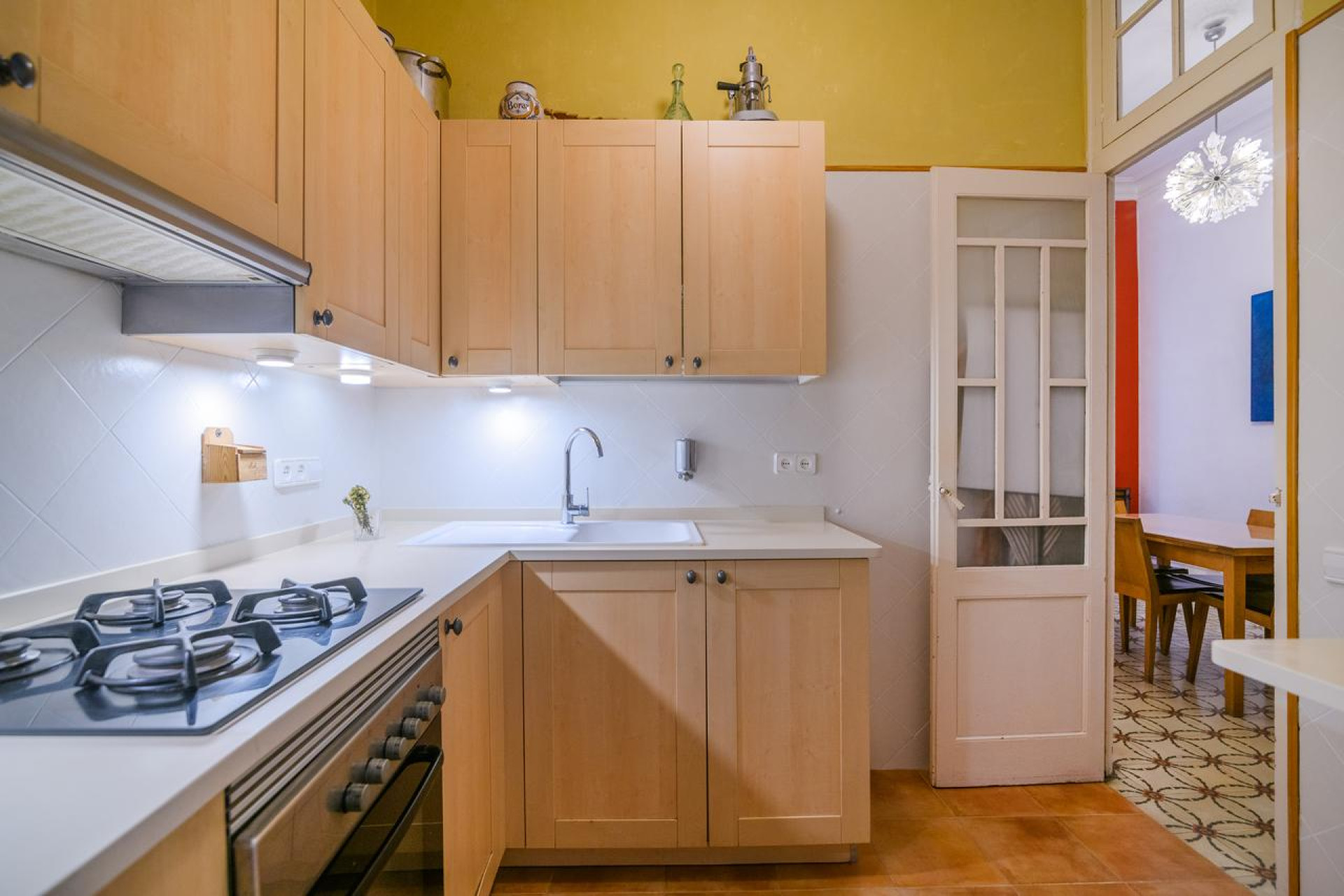 Resale - Apartment / flat - Barcelona - Ciutat Vella