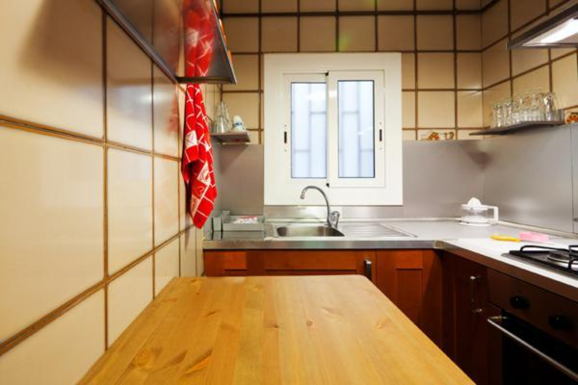 Resale - Apartment / flat - Barcelona - Ciutat Vella