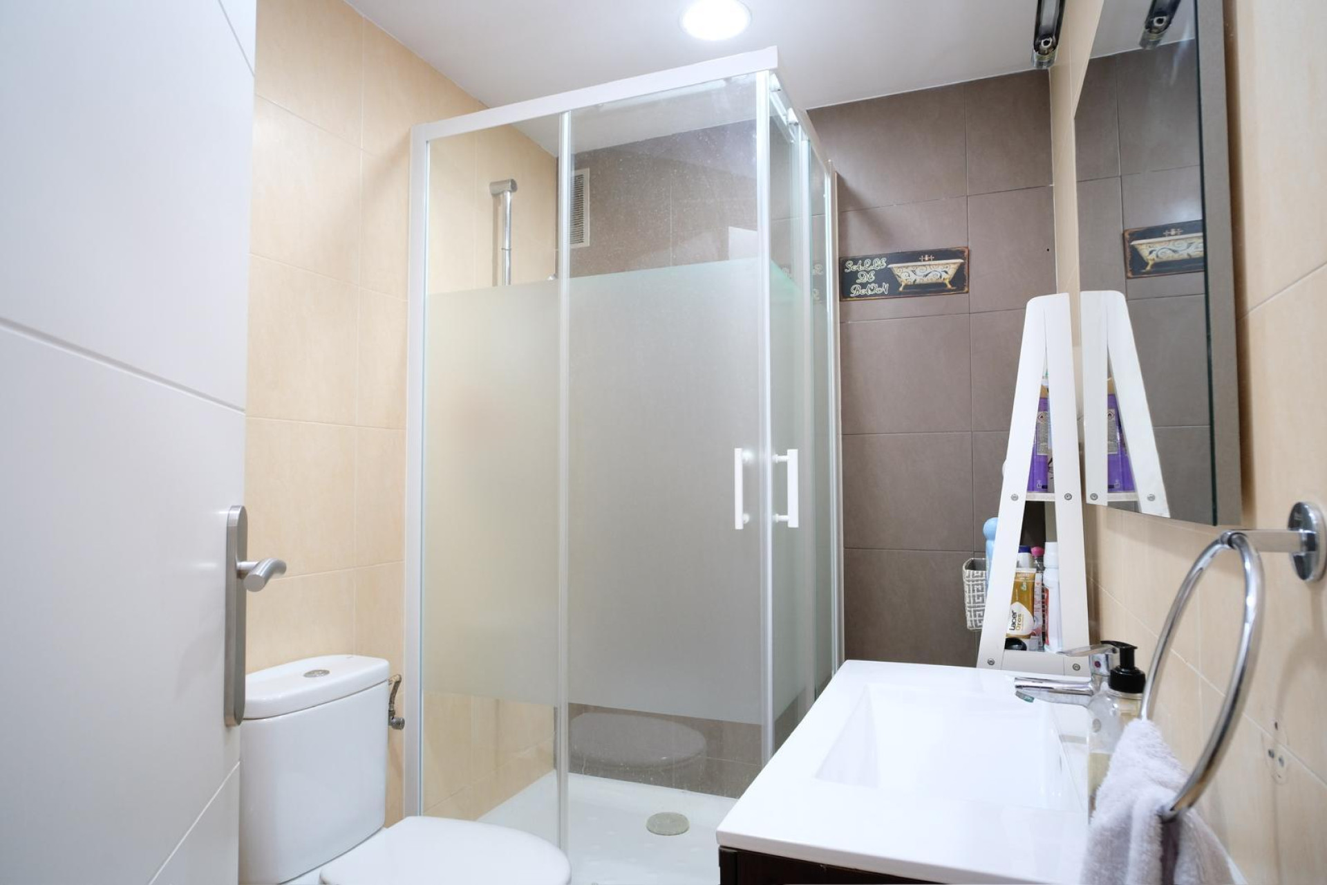 Resale - Apartment / flat - Barcelona - Gràcia / Vila de Gràcia