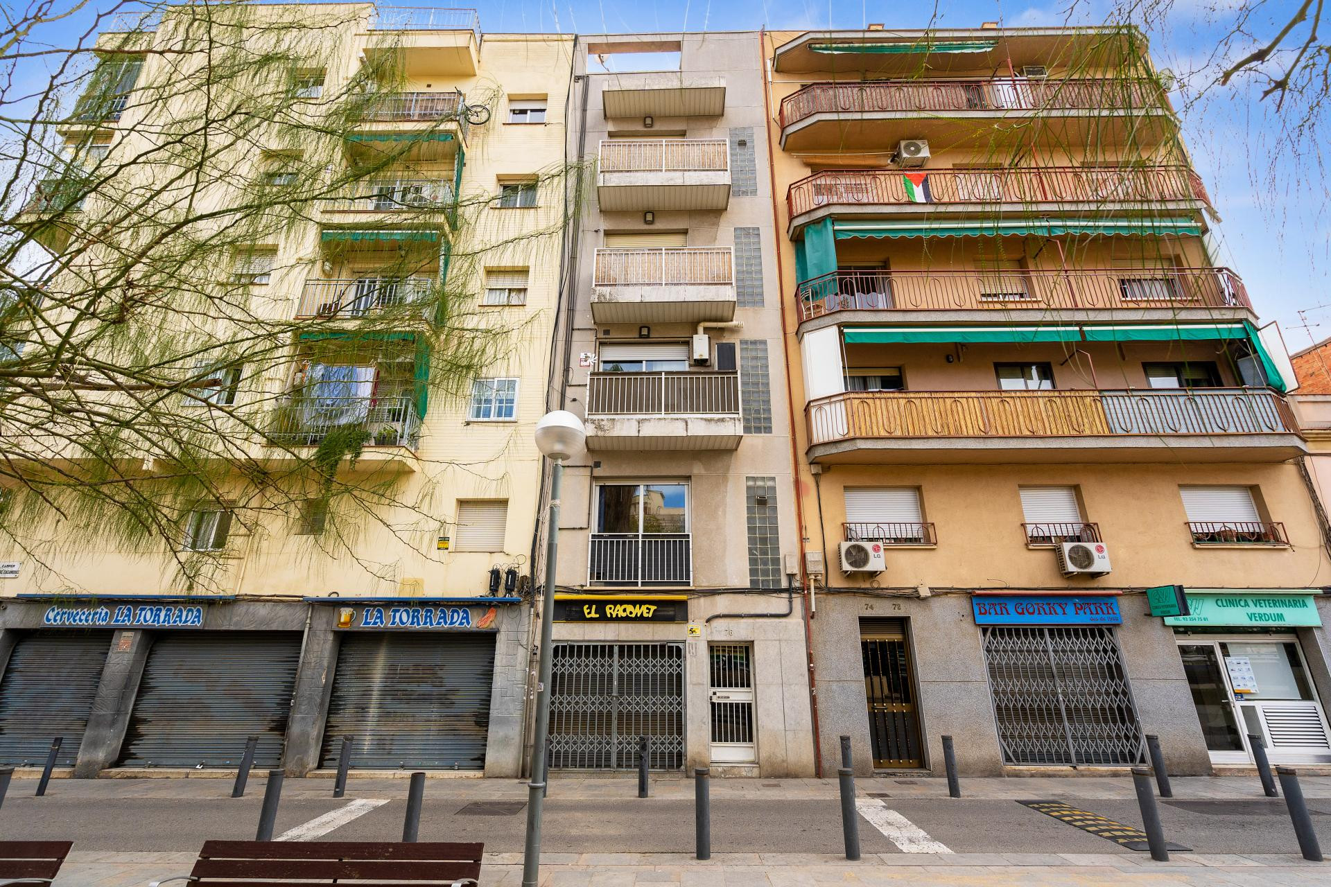 Resale - Apartment / flat - Barcelona - Nou Barris / La Prosperitat