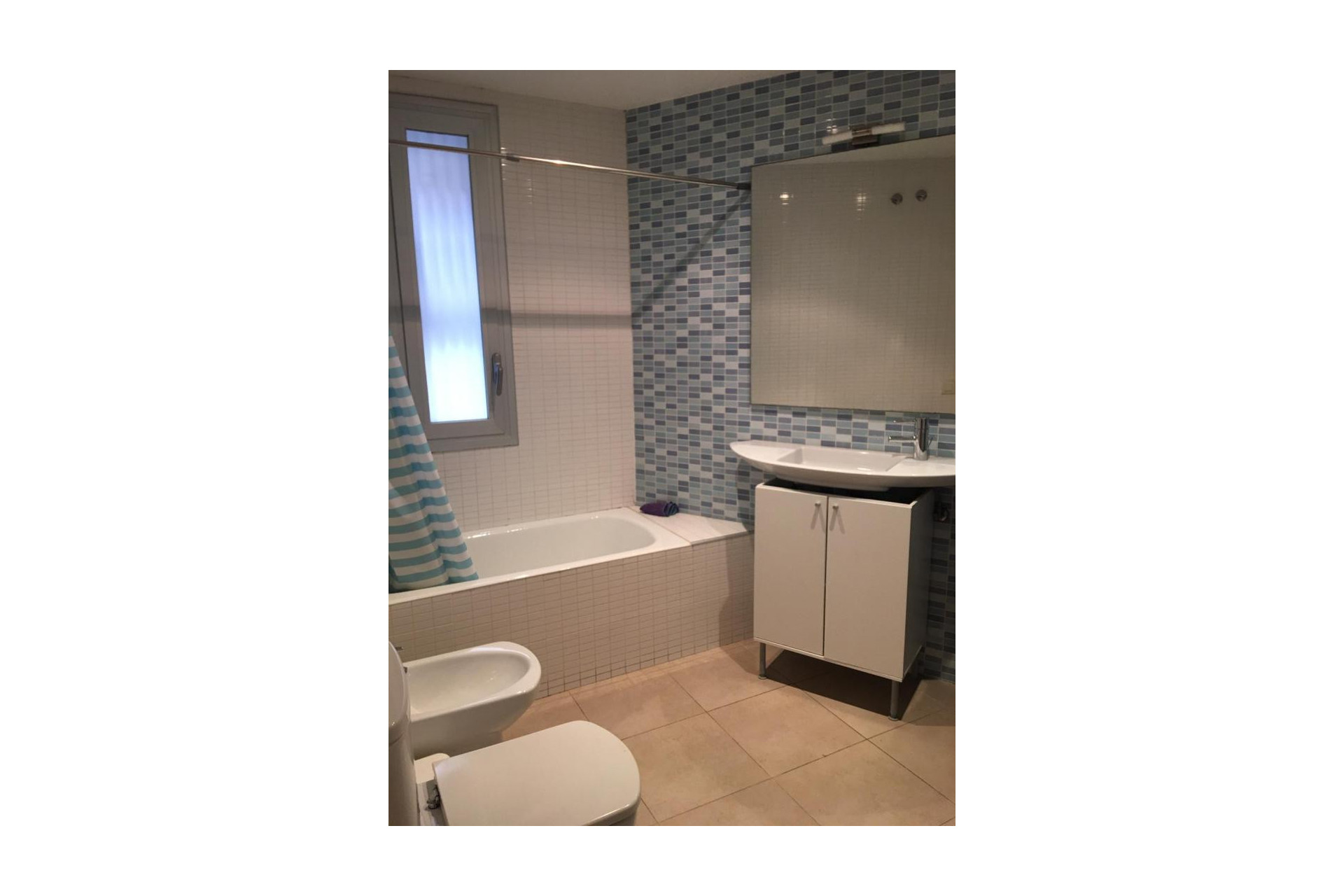 Resale - Apartment / flat - Barcelona - Sant Martí /  El Clot