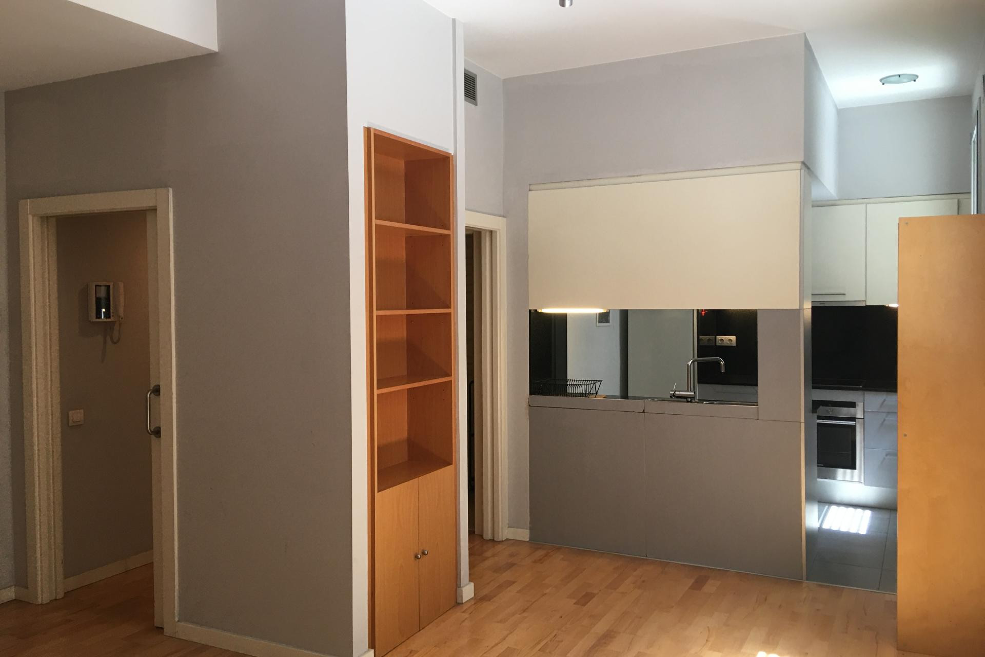 Resale - Apartment / flat - Barcelona - Sant Martí /  El Clot