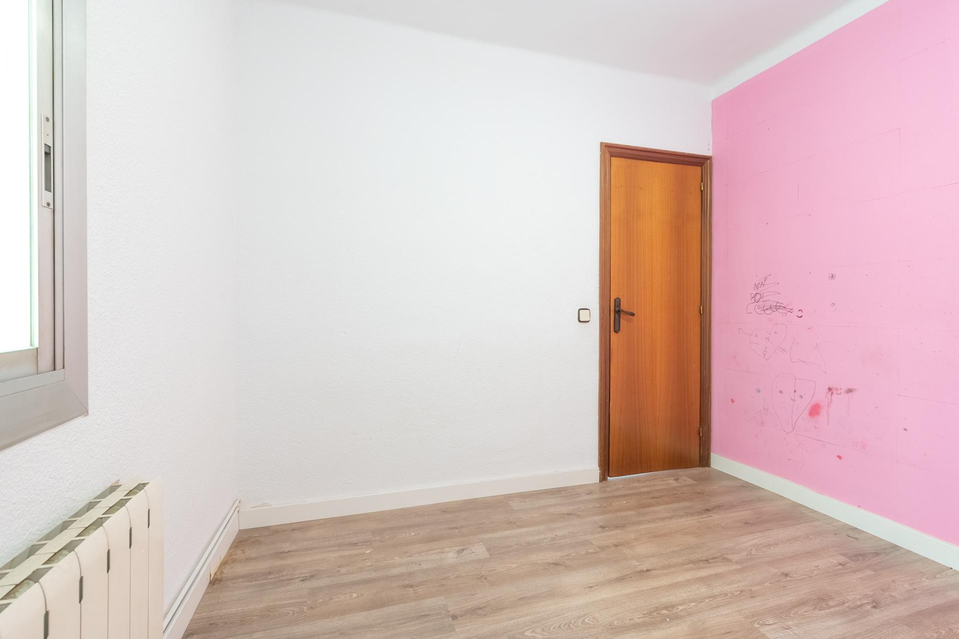 Resale - Apartment / flat - Cornellà de Llobregat - Gavarra