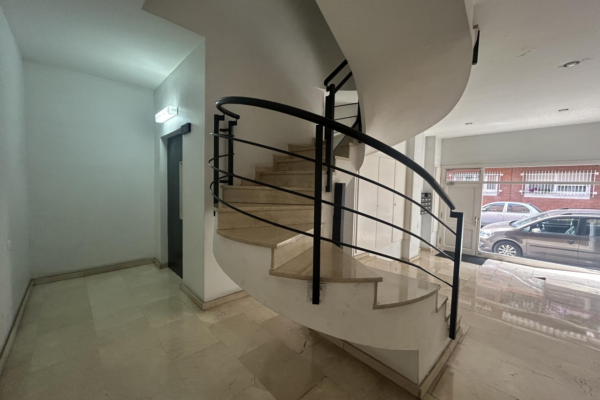 Resale - Apartment / flat - Sabadell - Centro