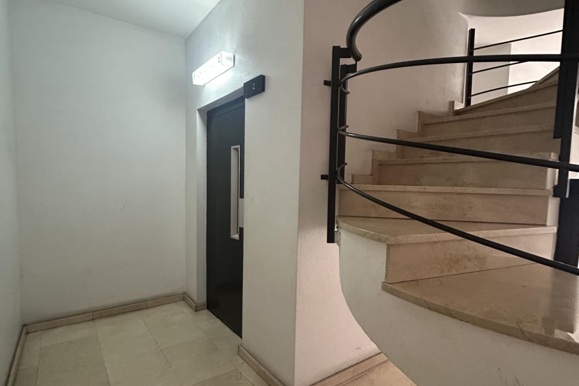 Resale - Apartment / flat - Sabadell - Centro