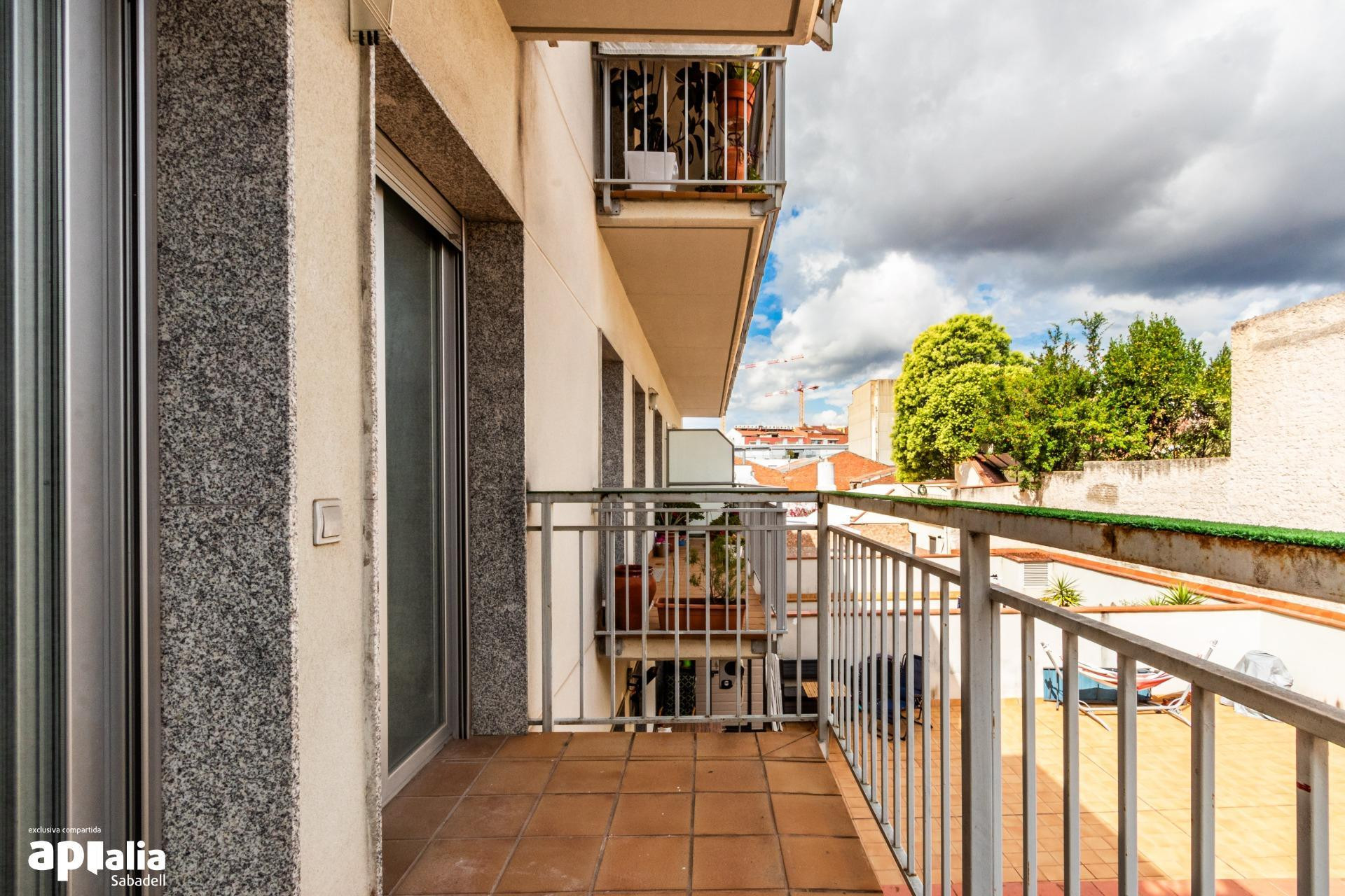 Resale - Apartment / flat - Sabadell - Eixample