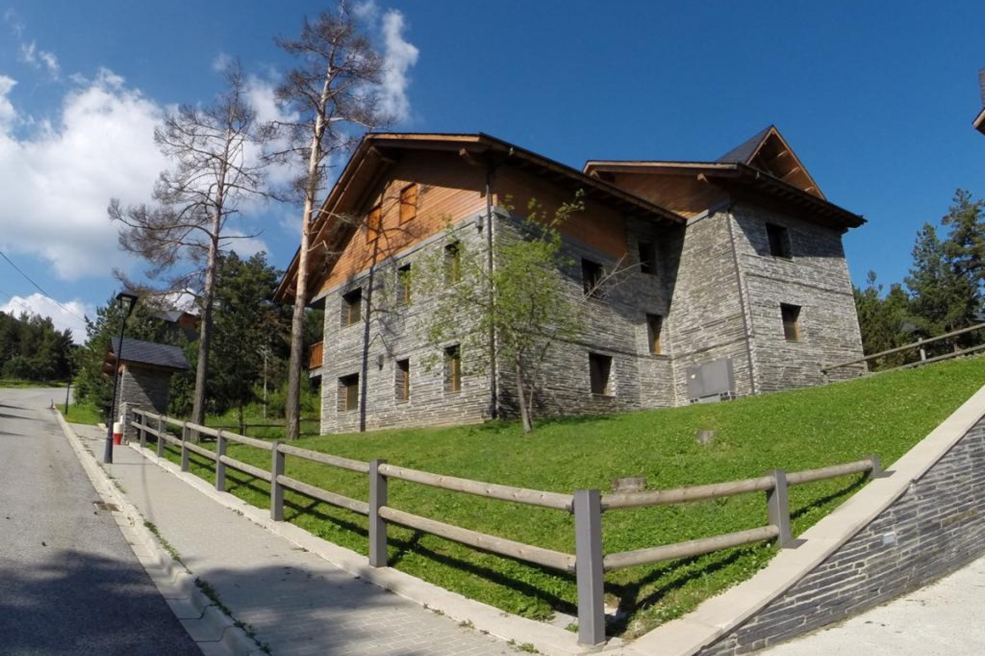 Resale - Duplex - Molina, La