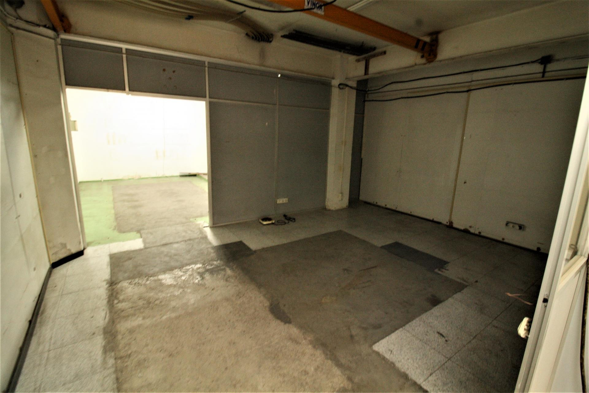 Resale - Local comercial - Barcelona - Sant Martí / El Camp de l'Arpa