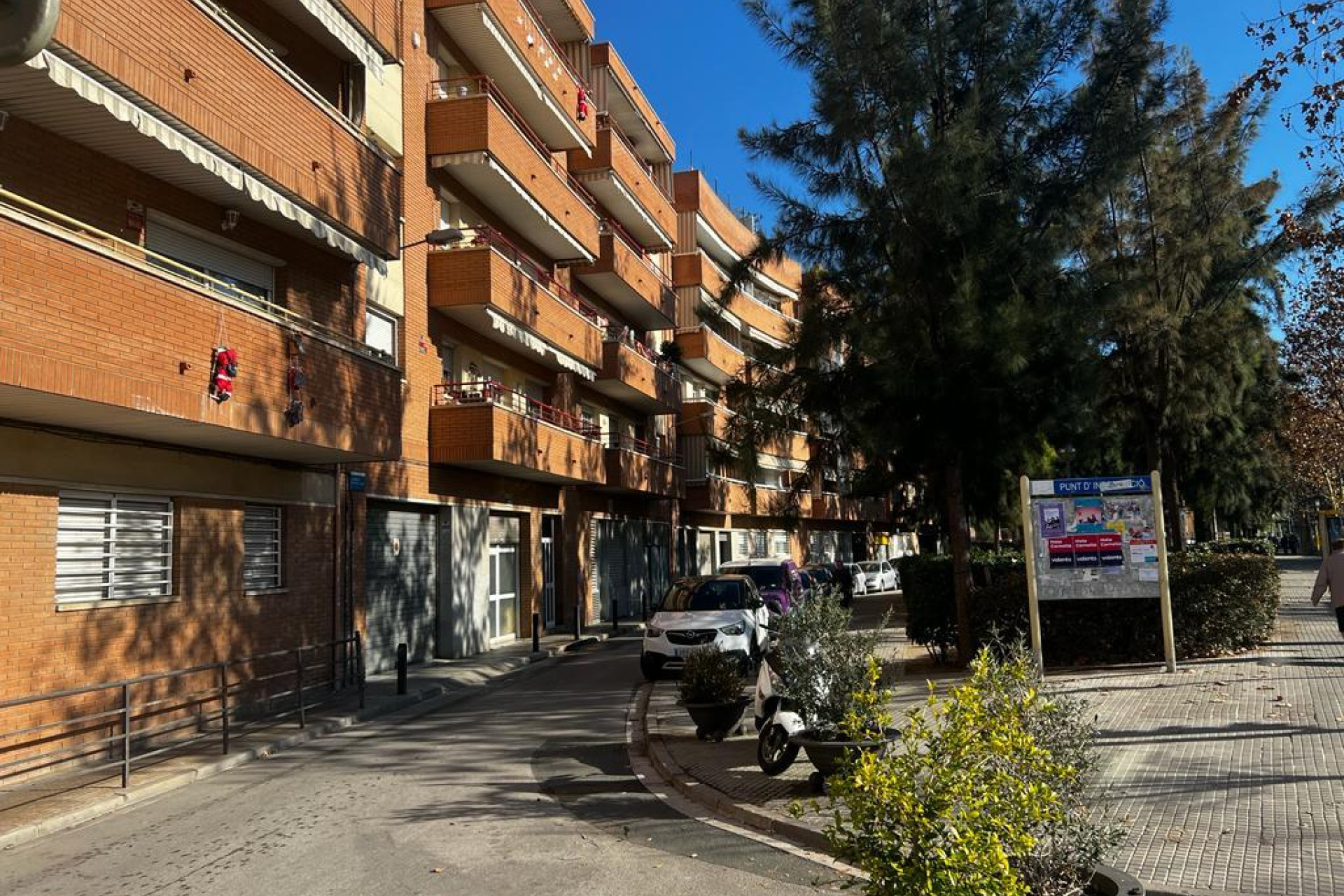 Resale - Local comercial - Cornellà de Llobregat - Riera