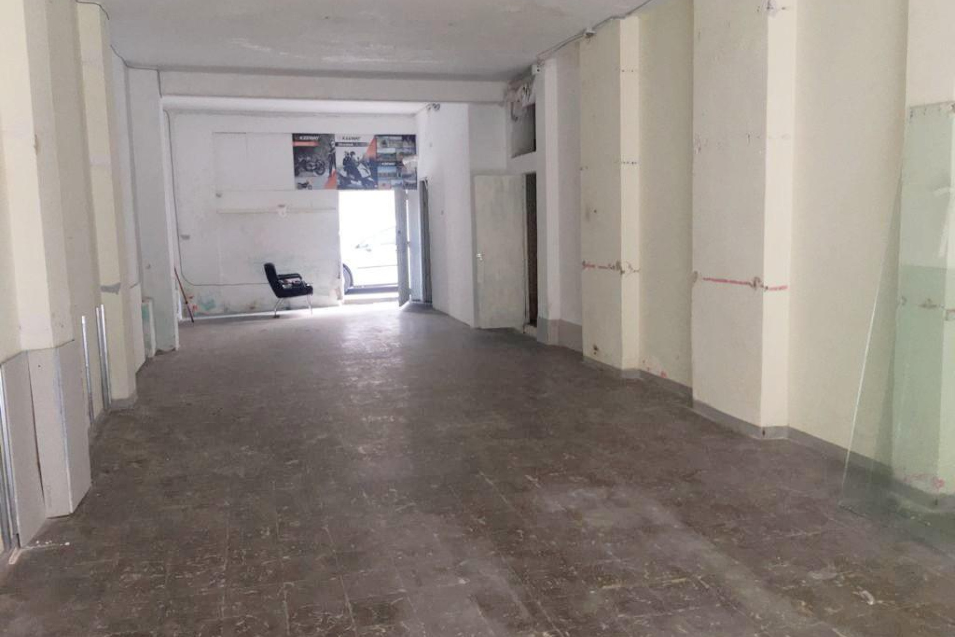 Resale - Local comercial - Hospitalet de Llobregat, l - Santa Eulàlia