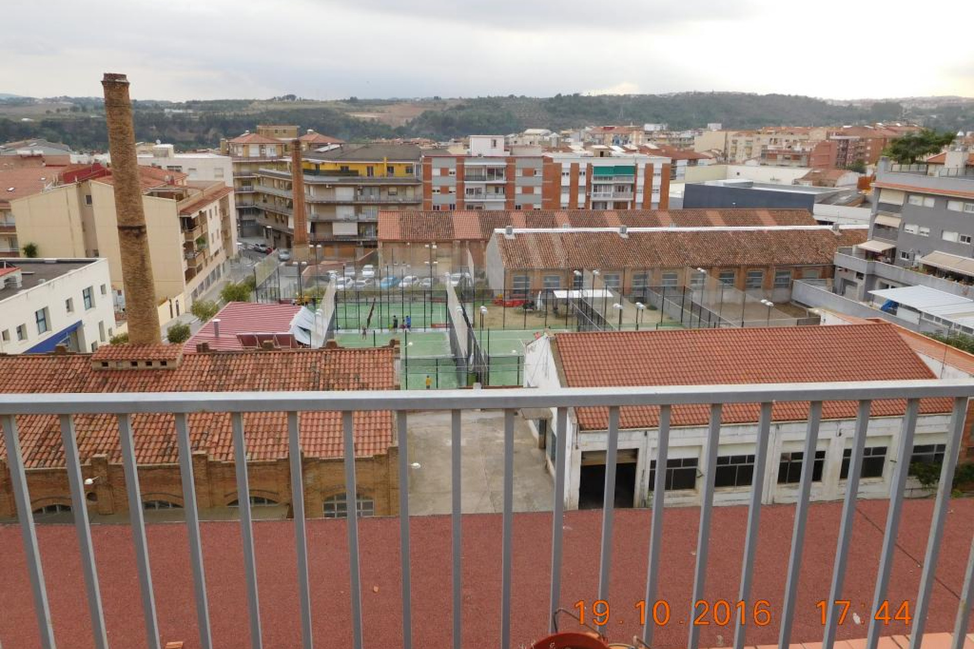 Resale - Penthouse - Olesa de Montserrat - Eixample