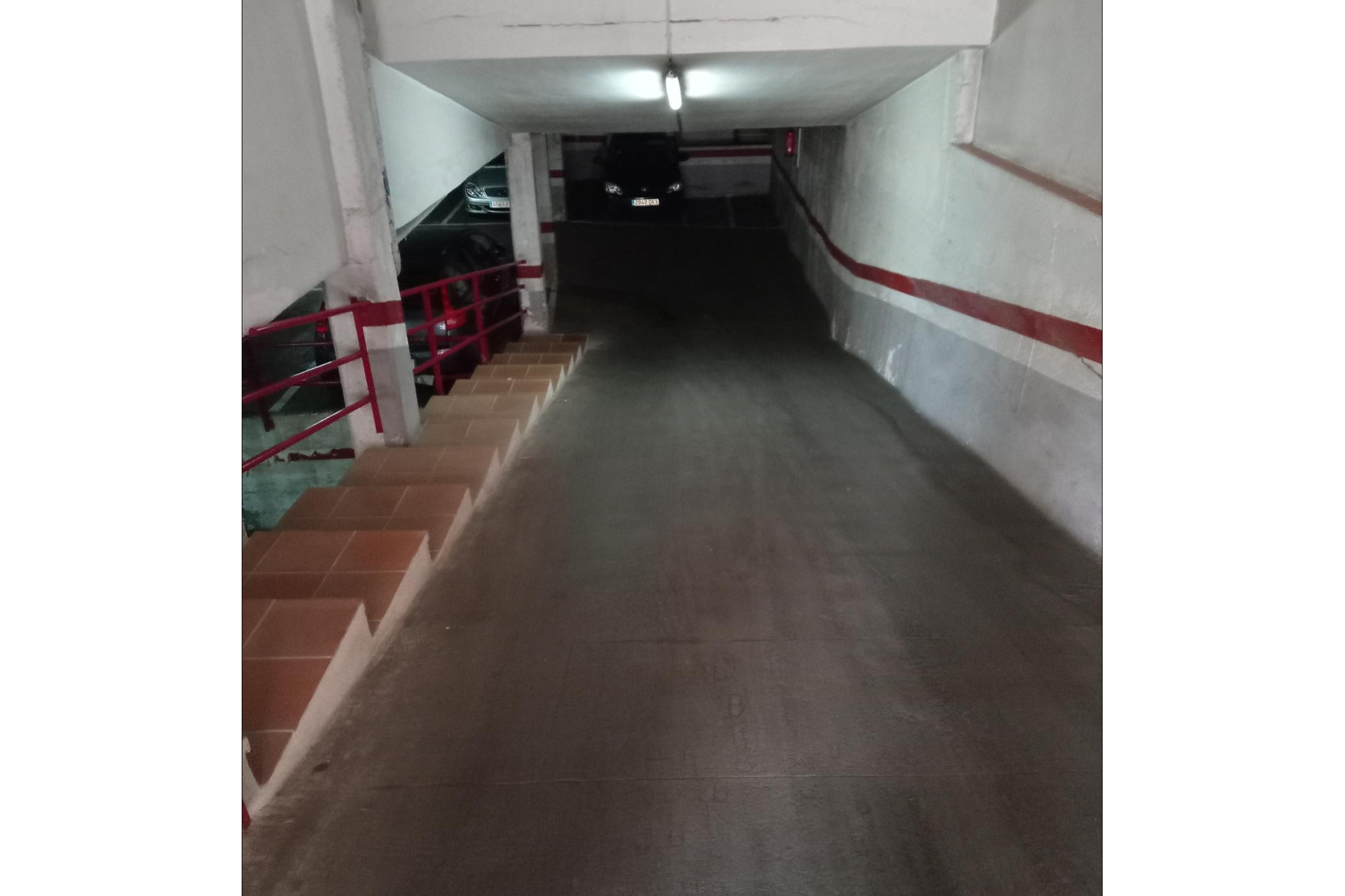 Resale - Plaza de aparcamiento - Barcelona - Sants - Montjuïc