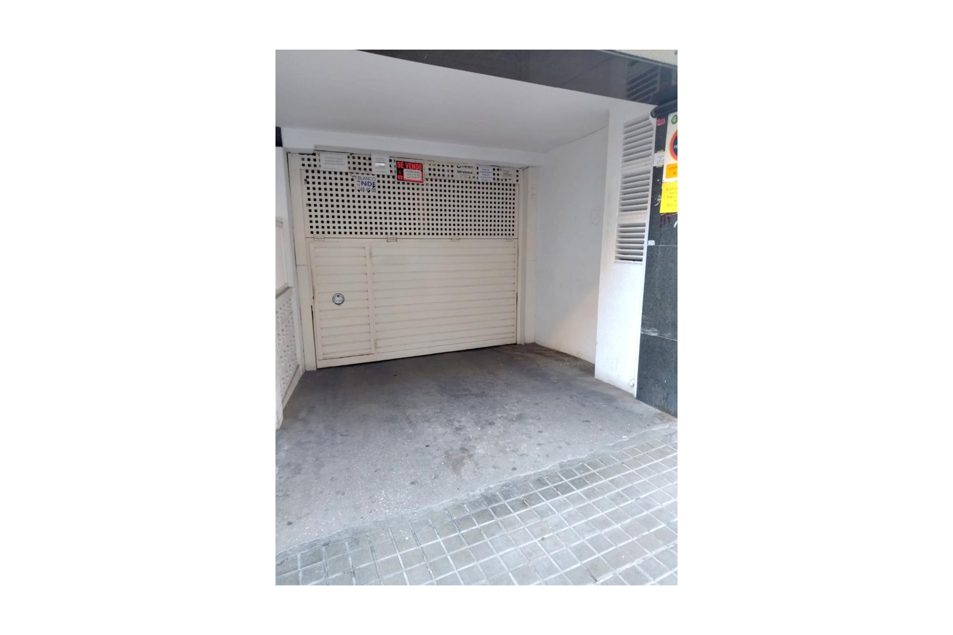 Resale - Plaza de aparcamiento - Hospitalet de Llobregat, l - Collblanc