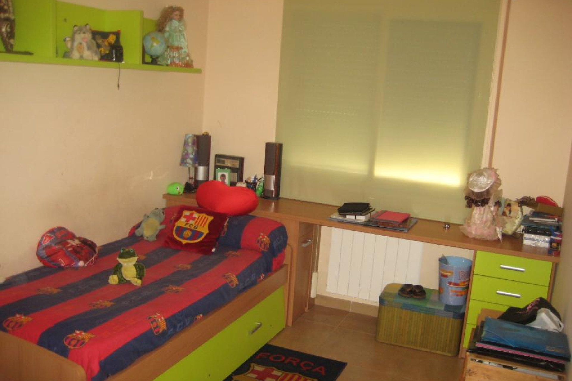 Resale - Unifamiliar adosada - Pla de Santa Maria, El