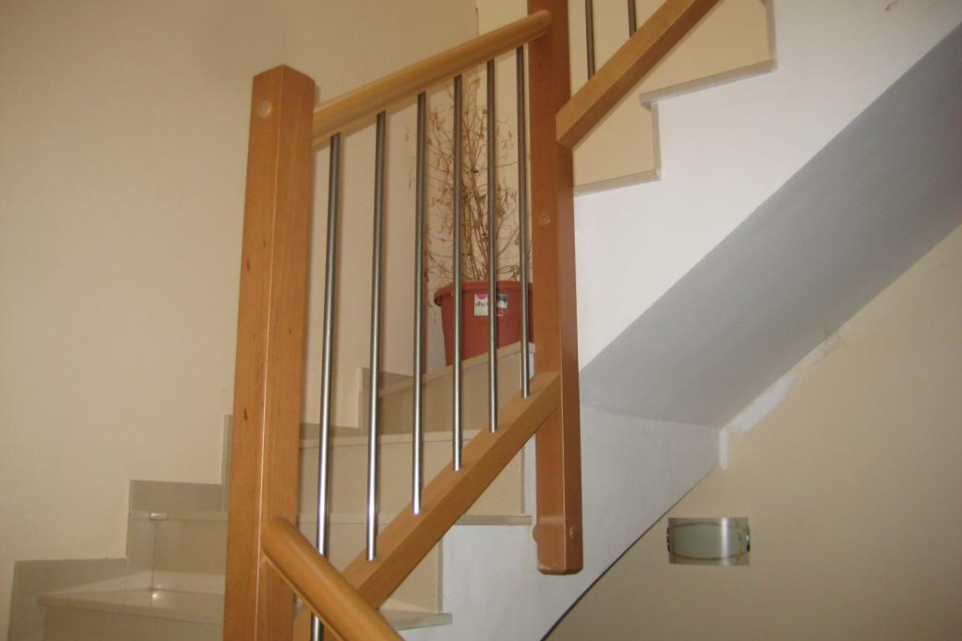 Resale - Unifamiliar adosada - Pla de Santa Maria, El