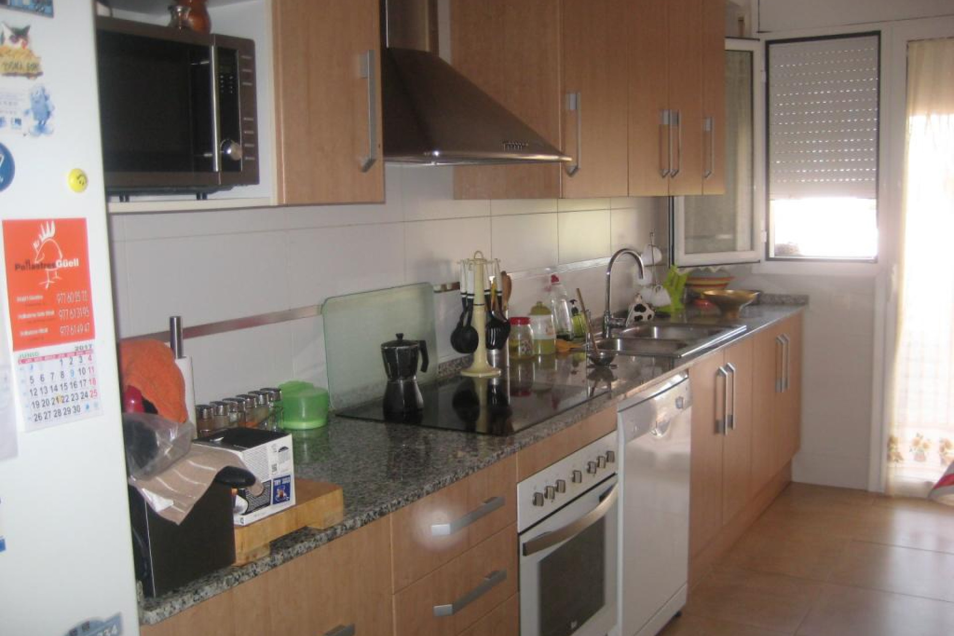 Resale - Unifamiliar adosada - Pla de Santa Maria, El