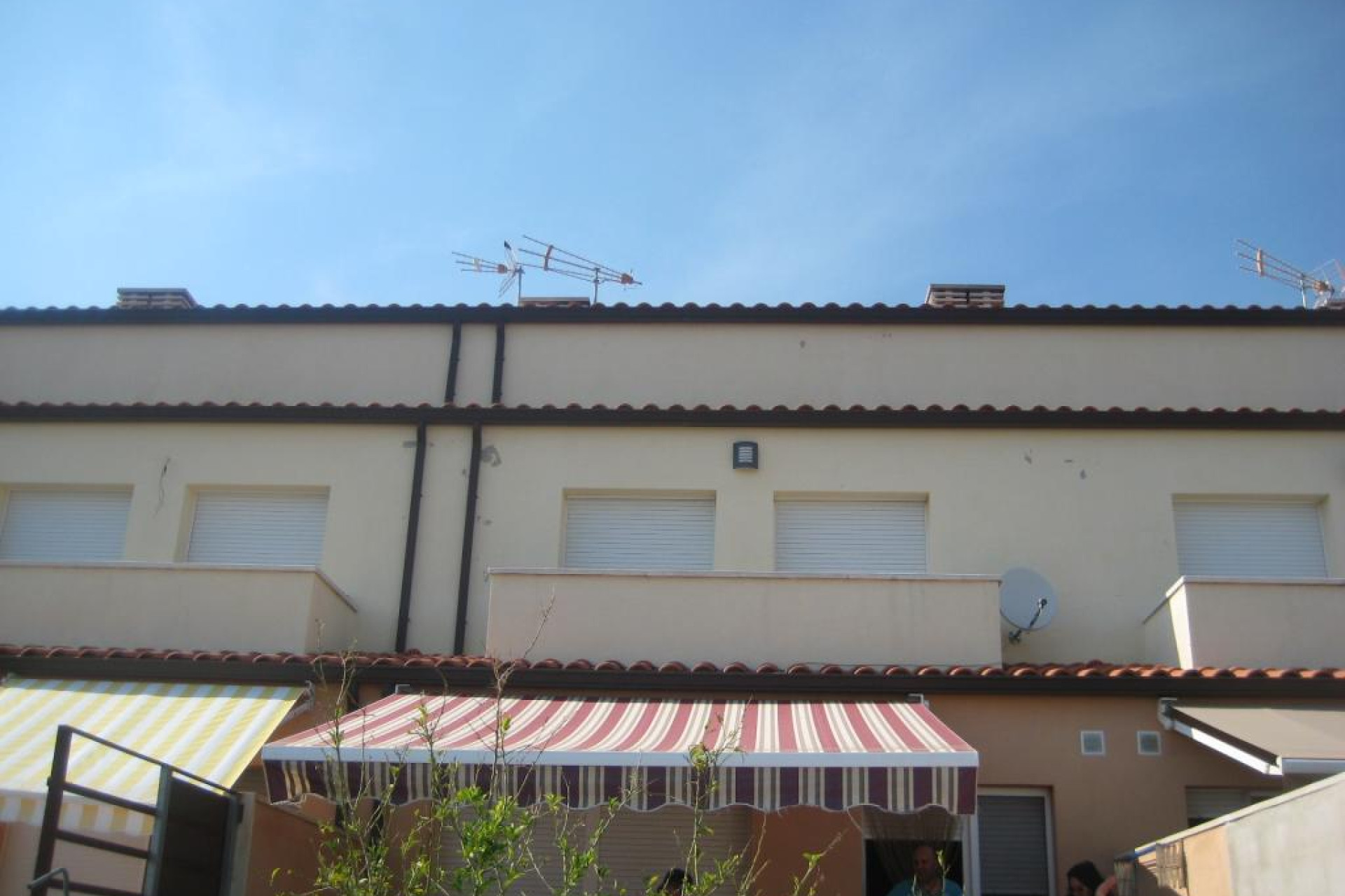 Resale - Unifamiliar adosada - Pla de Santa Maria, El