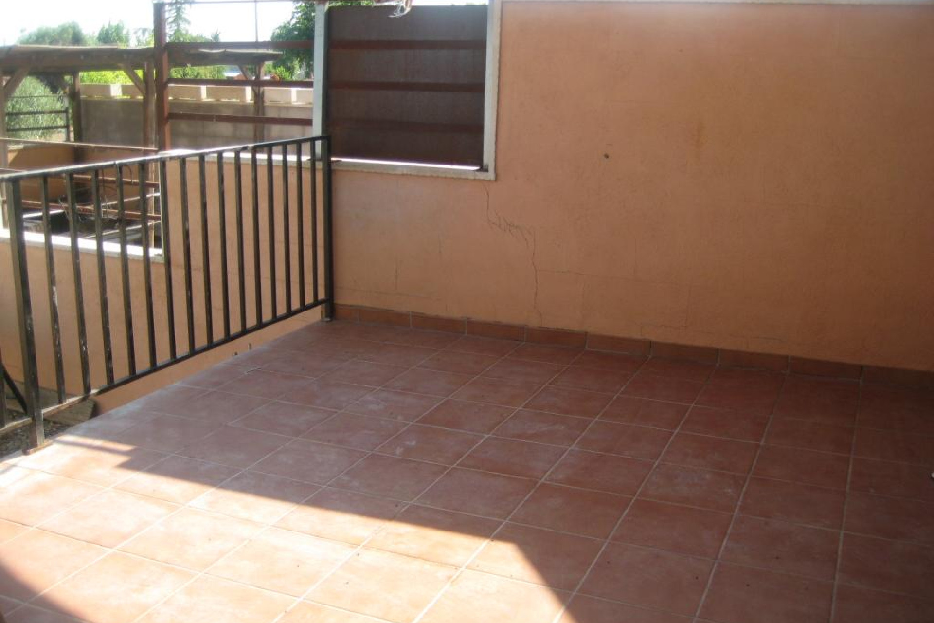 Resale - Unifamiliar adosada - Pla de Santa Maria, El