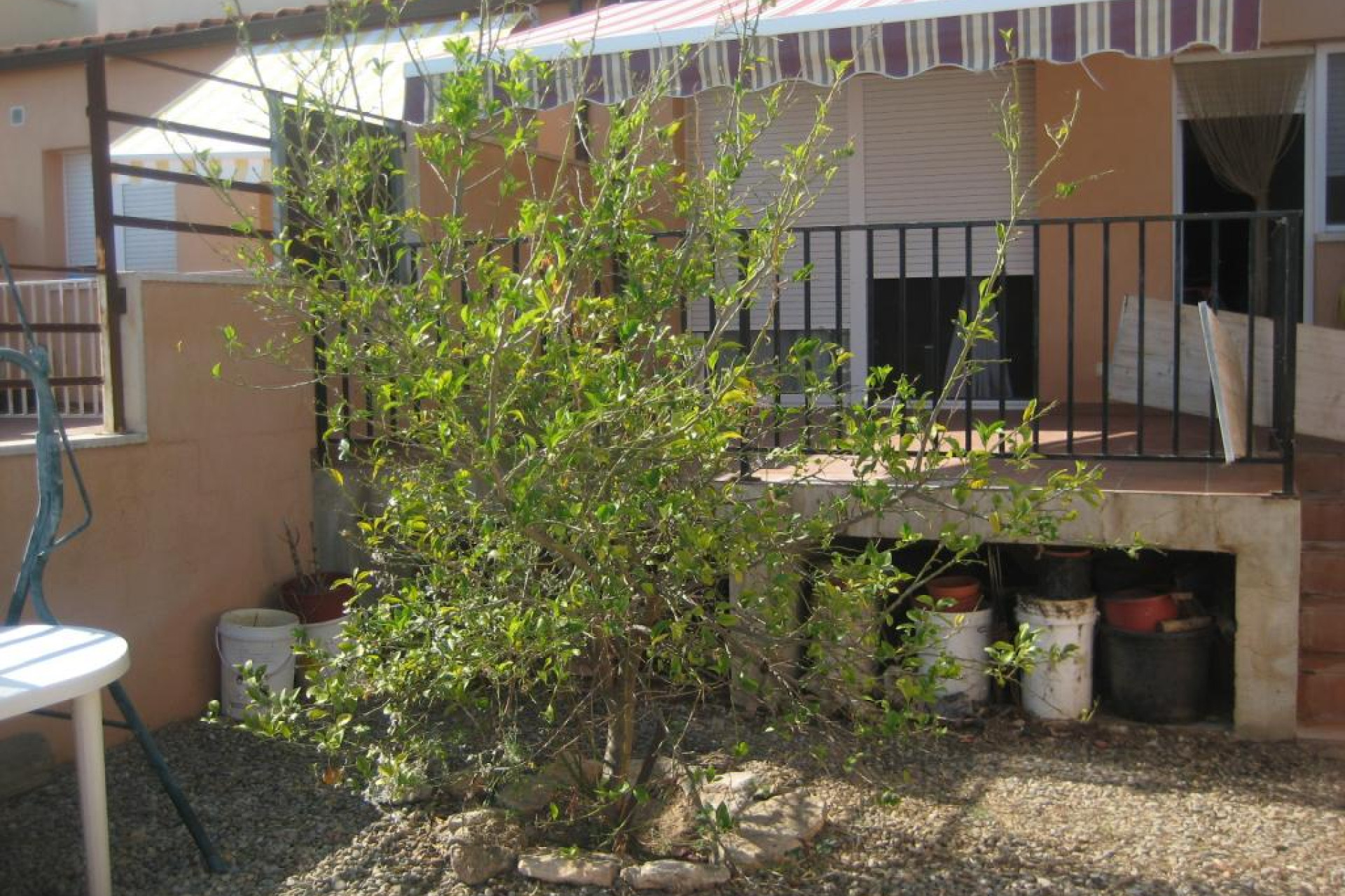 Resale - Unifamiliar adosada - Pla de Santa Maria, El