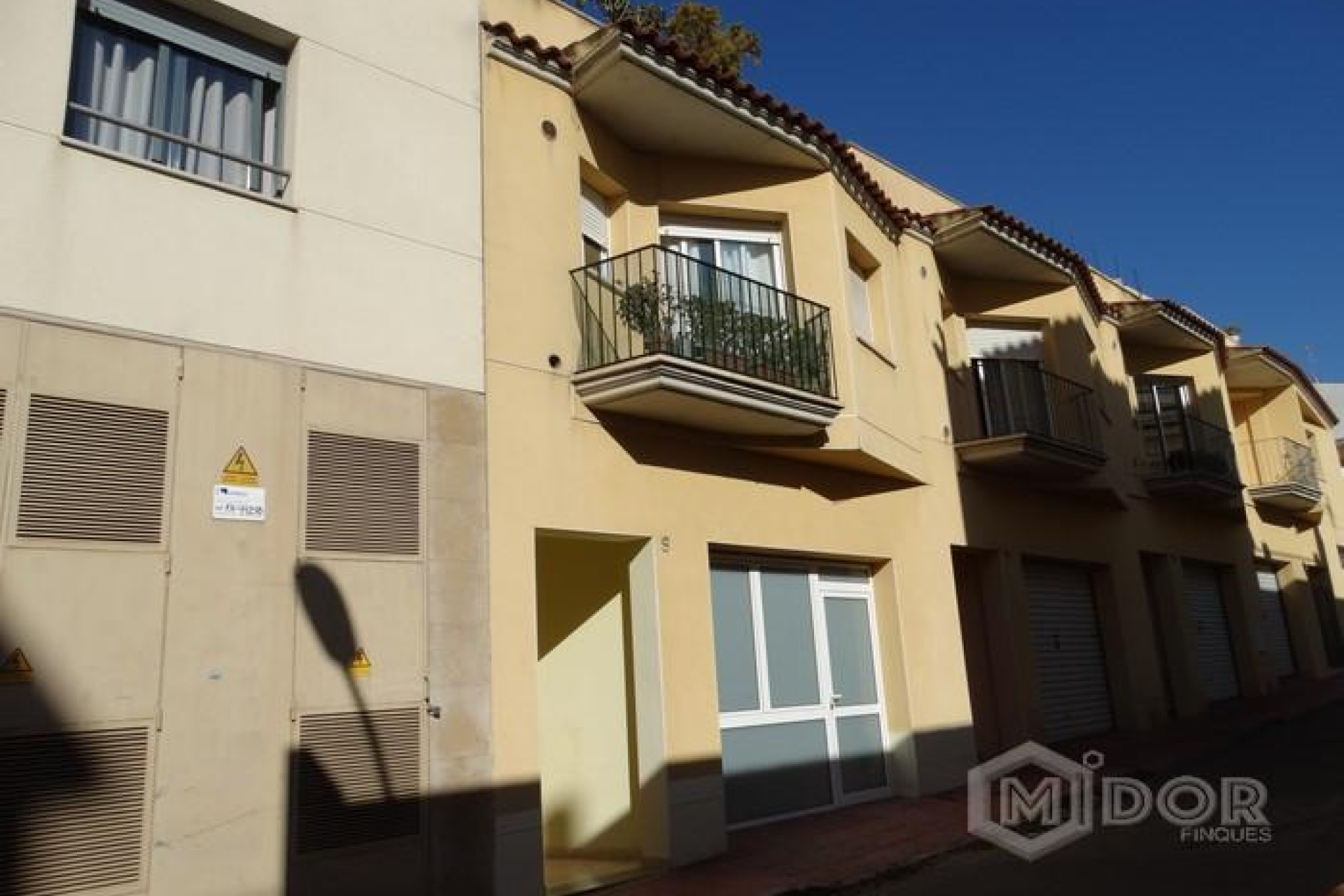 Resale - Unifamiliar adosada - Sant Feliu de Guixols - Semicentre