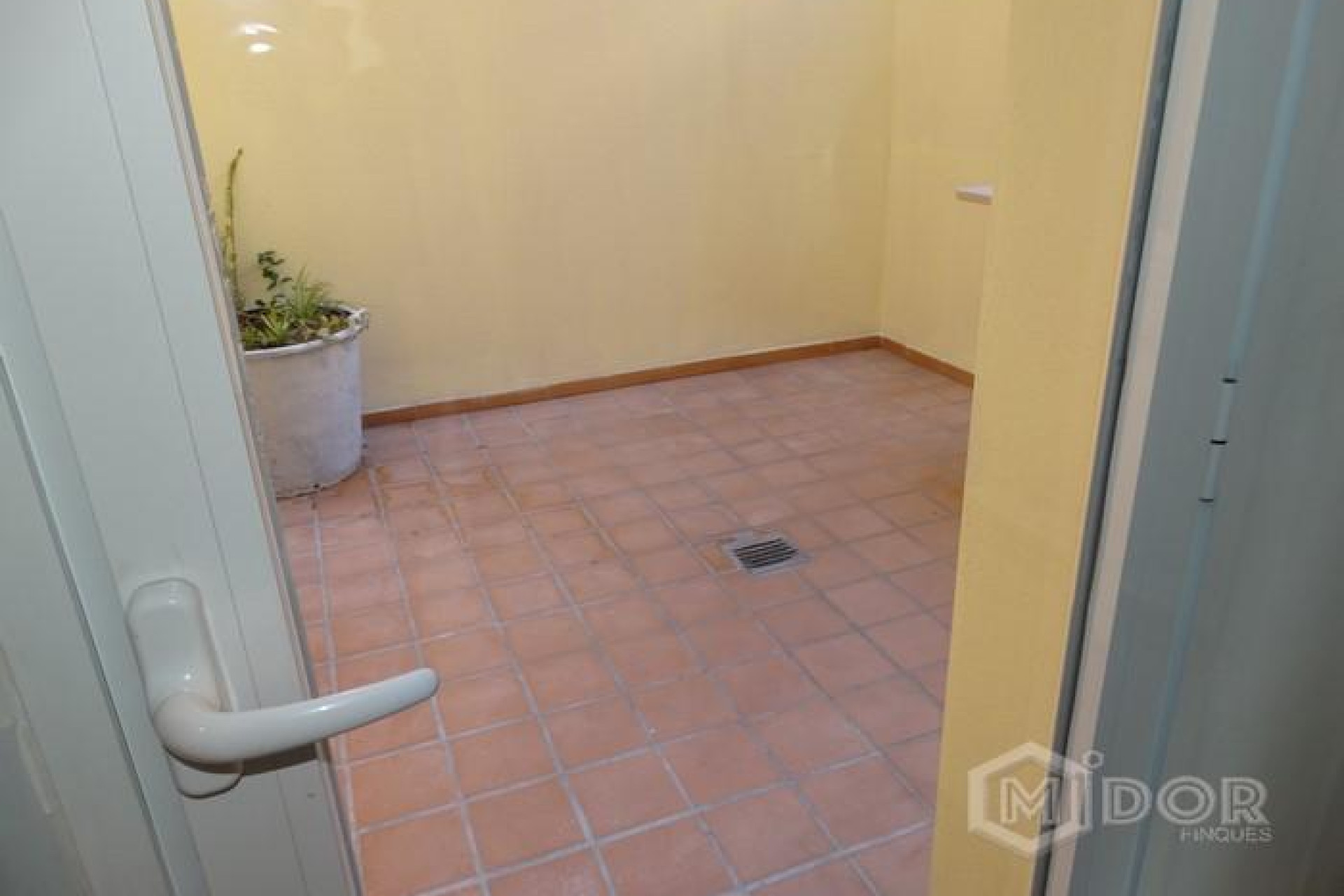 Resale - Unifamiliar adosada - Sant Feliu de Guixols - Semicentre