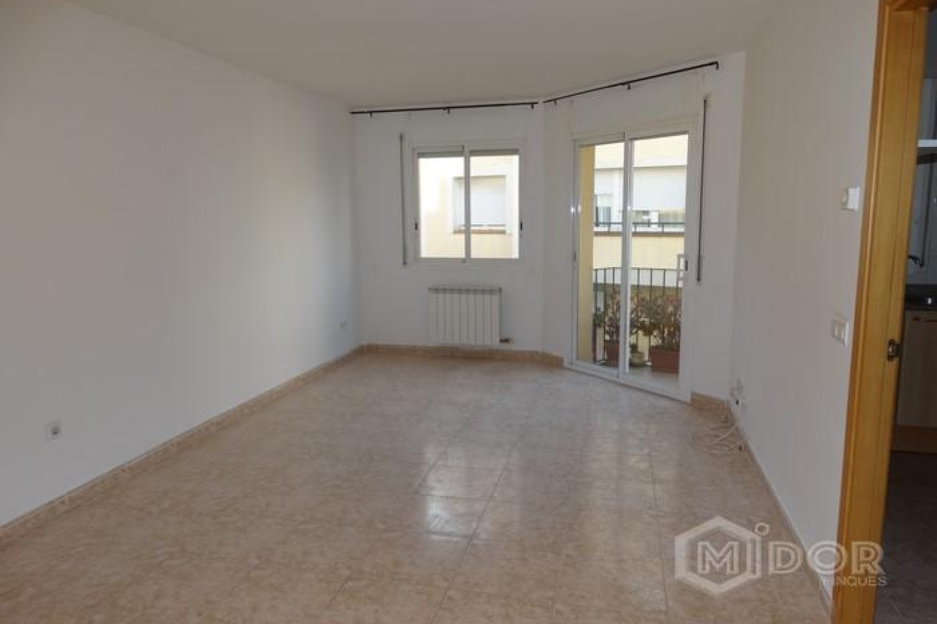 Resale - Unifamiliar adosada - Sant Feliu de Guixols - Semicentre