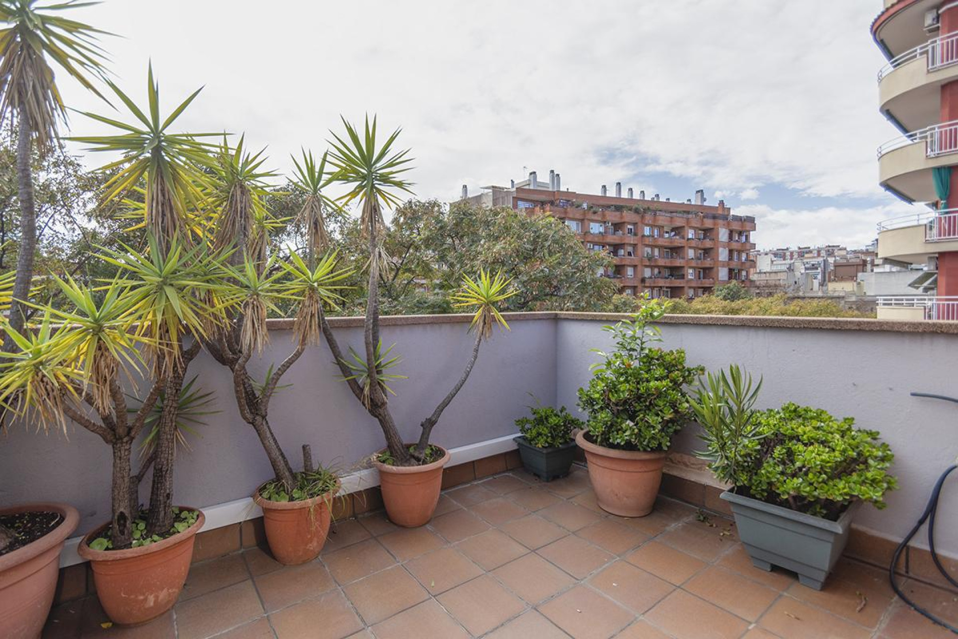 Resale - Villa - Barcelona - Sant Andreu