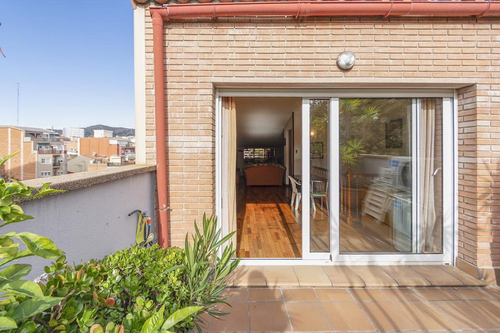 Resale - Villa - Barcelona - Sant Andreu