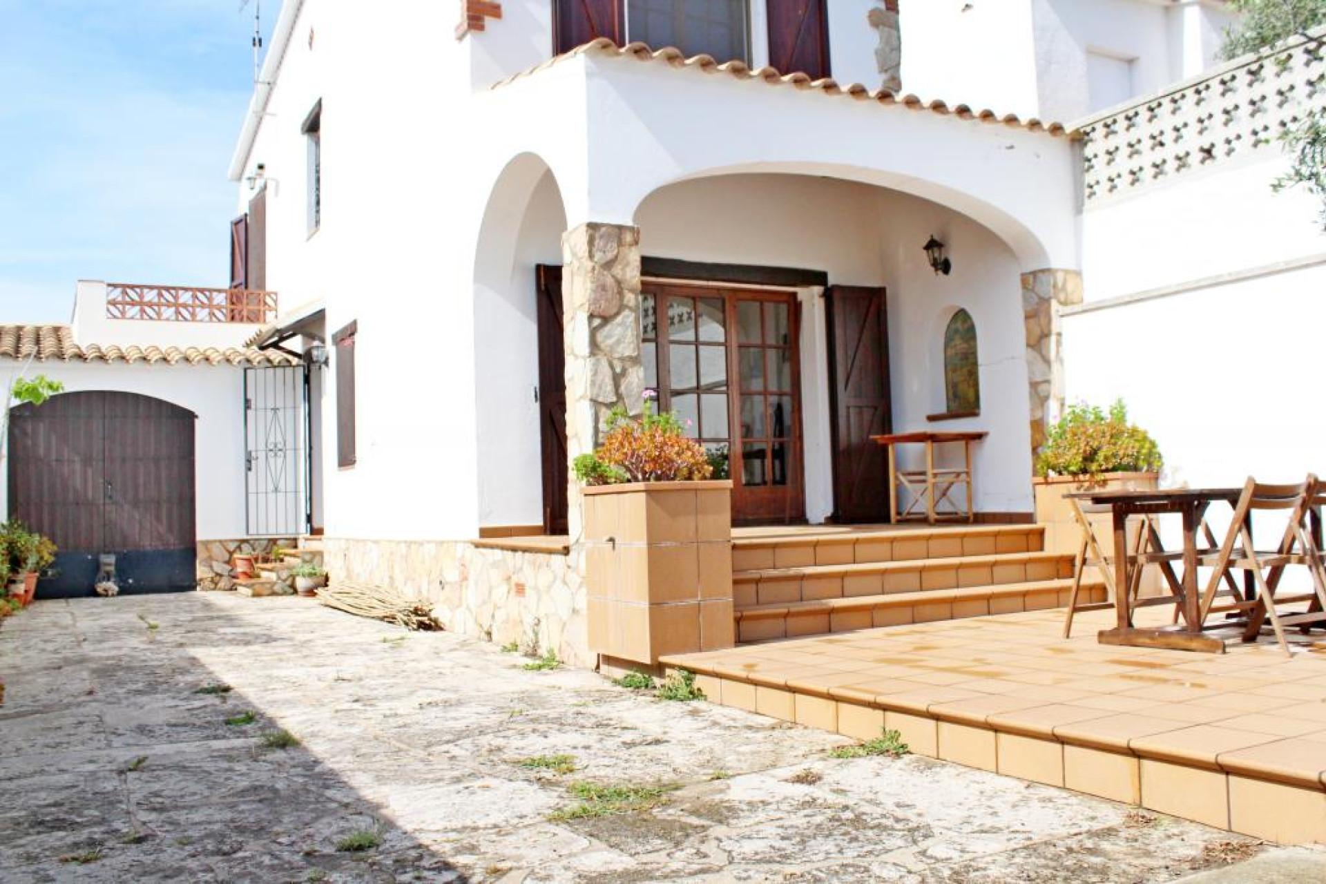 Resale - Villa - Escala, L