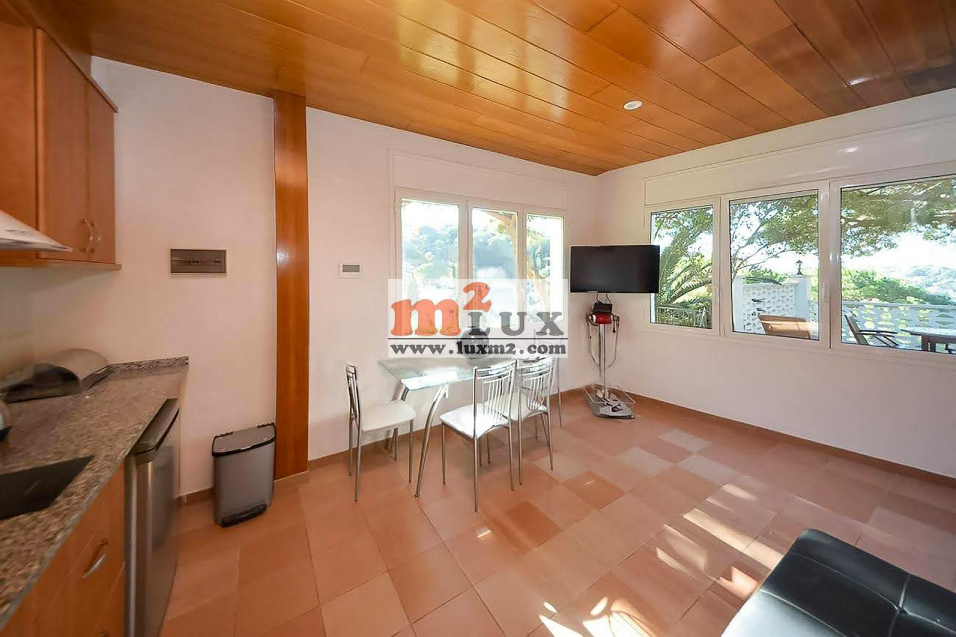 Resale - Villa - Lloret de Mar - Canyelles