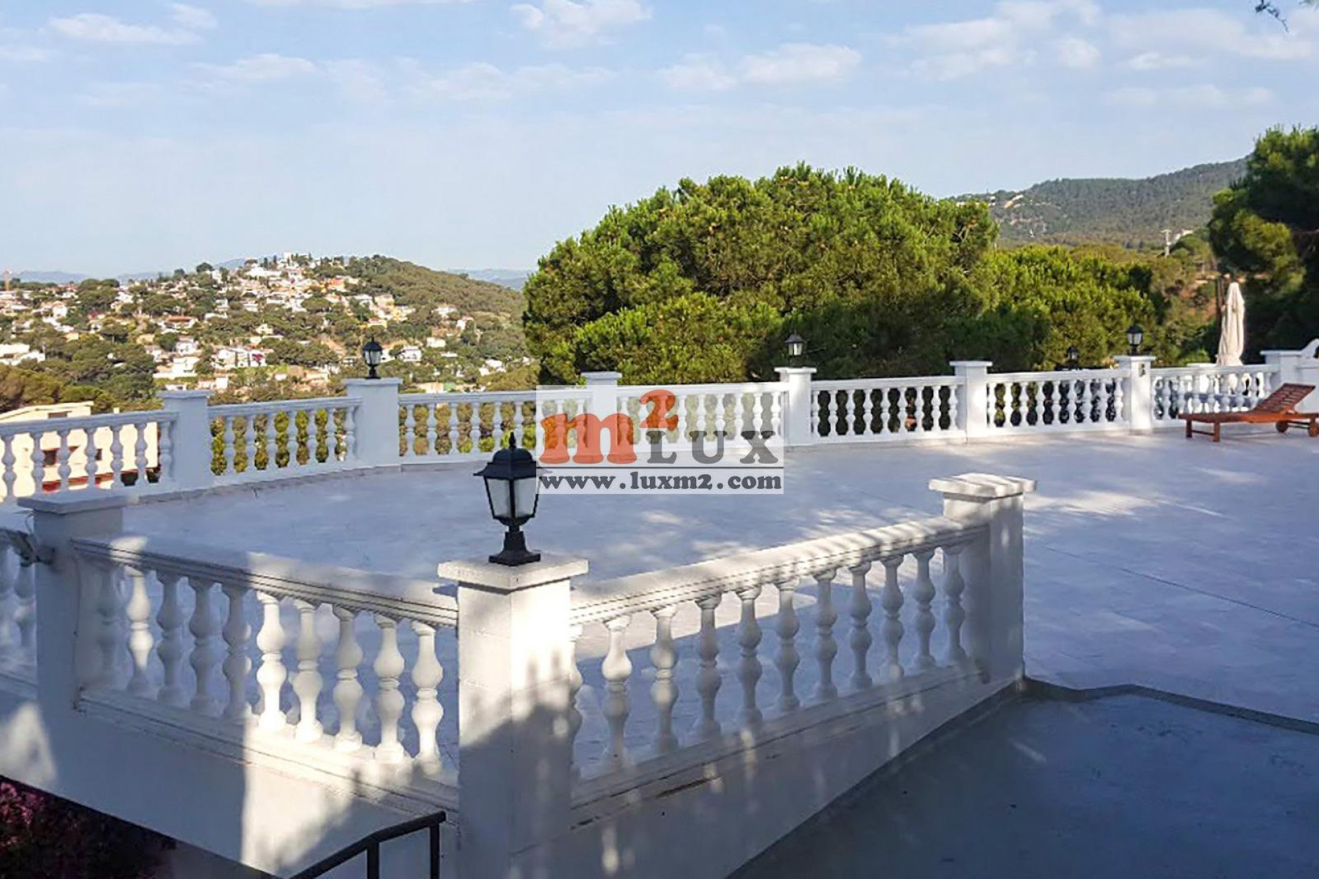 Resale - Villa - Lloret de Mar - Canyelles