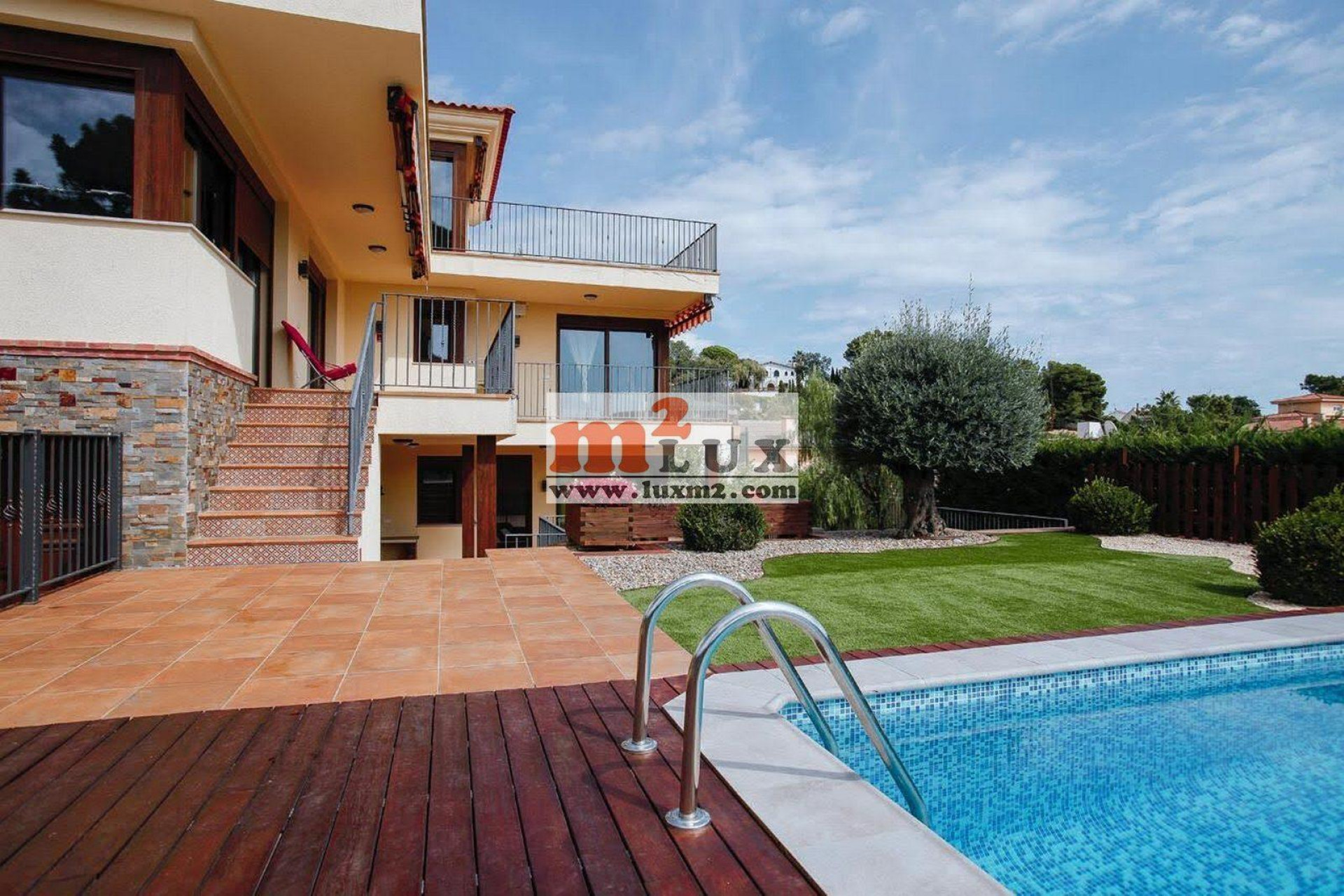 Resale - Villa - Lloret de Mar - Roca Grossa