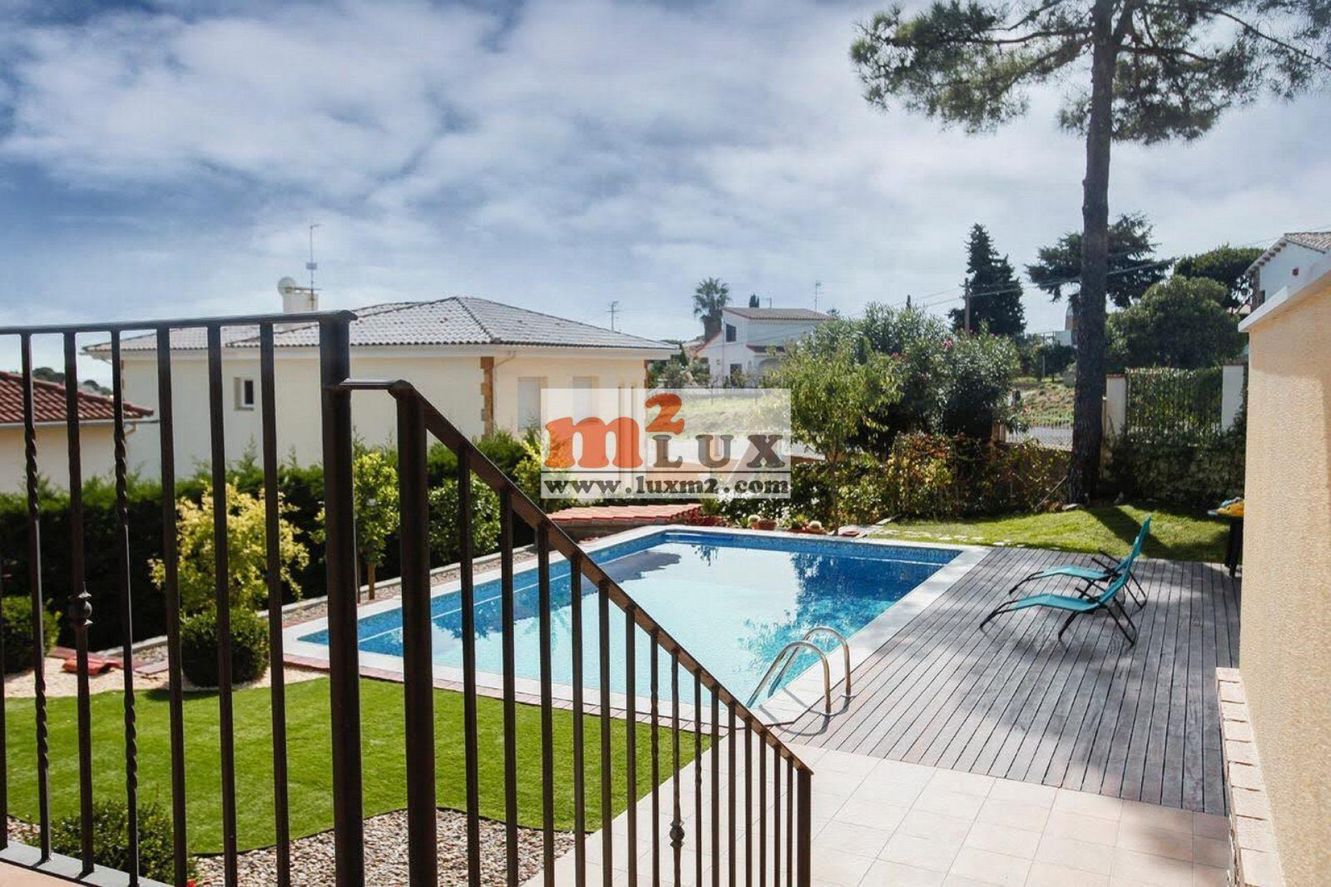 Resale - Villa - Lloret de Mar - Roca Grossa