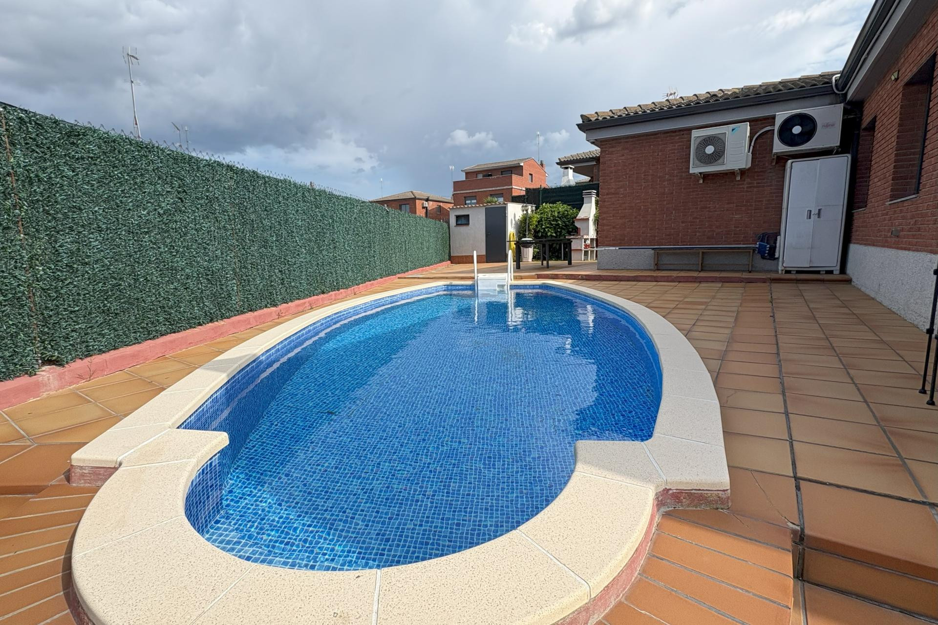 Resale - Villa - Masquefa