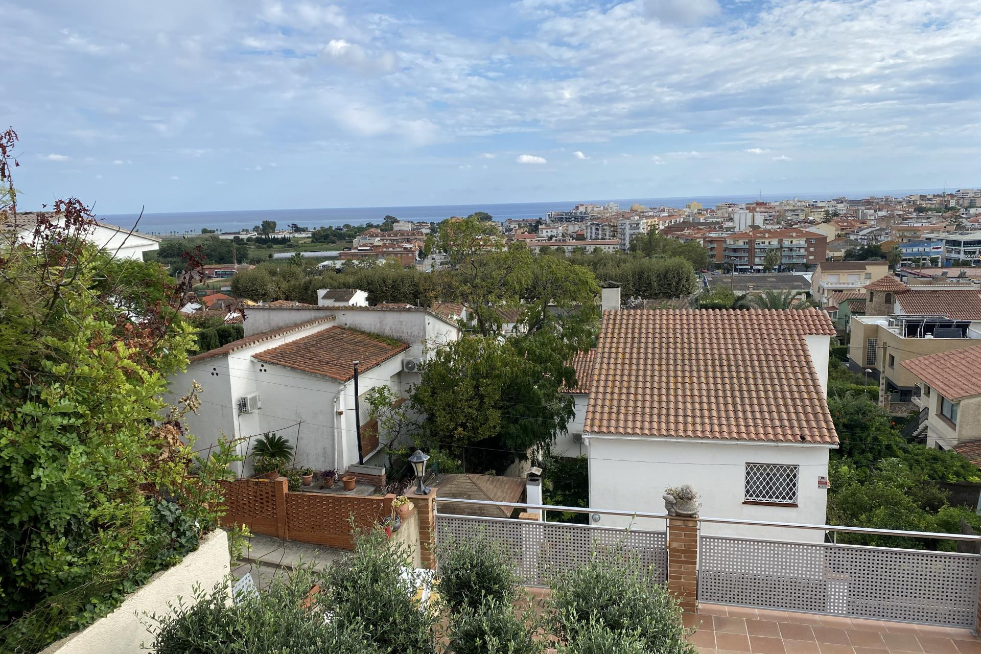 Resale - Villa - Pineda de Mar - Poble