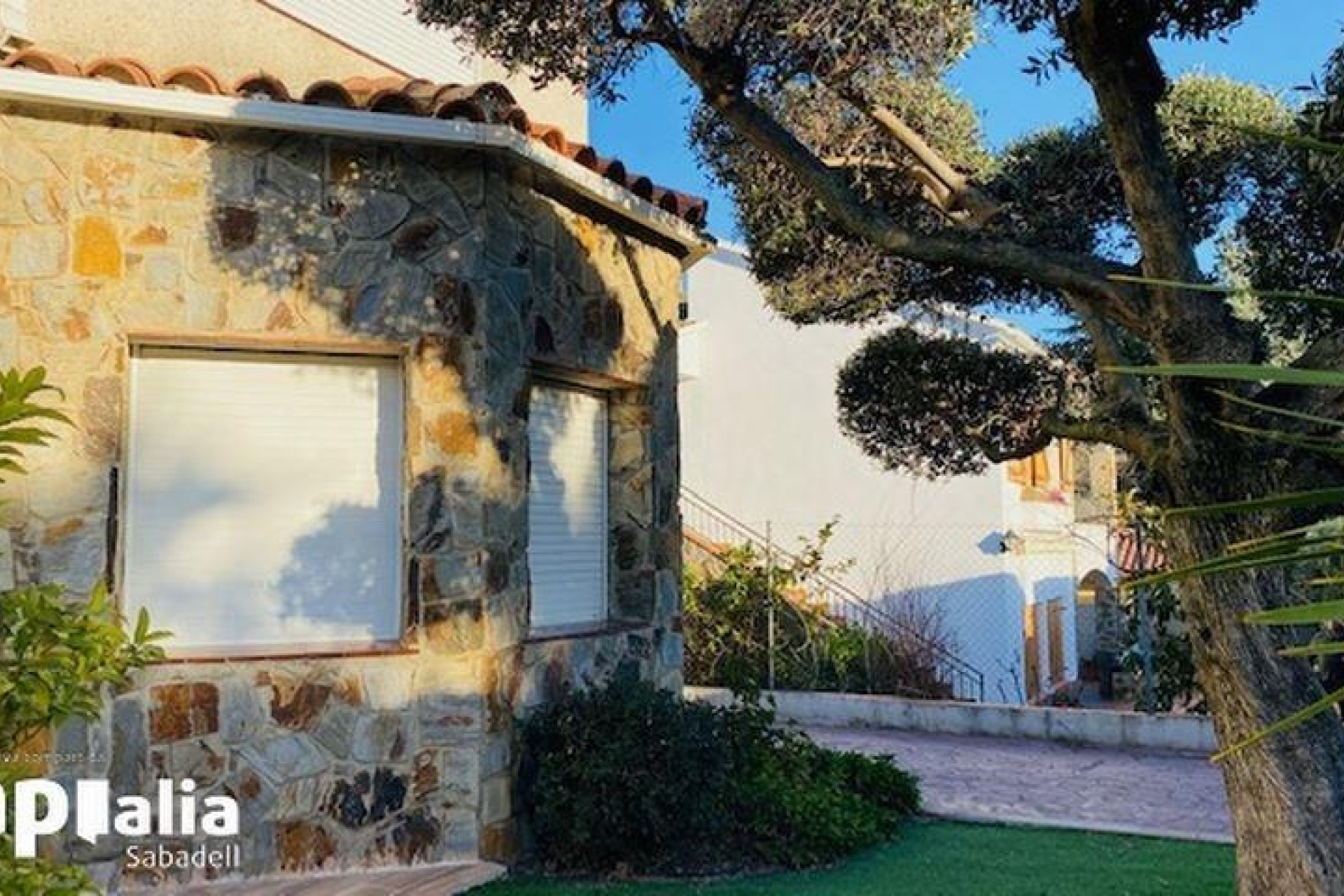 Resale - Villa - Sabadell - Castellarnau