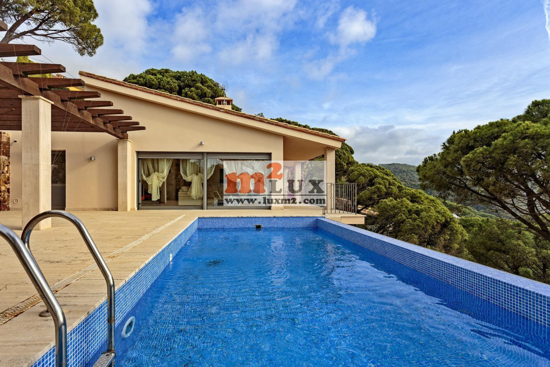 Resale - Villa - Sant Feliu de Guixols - Urbanització Punta Brava