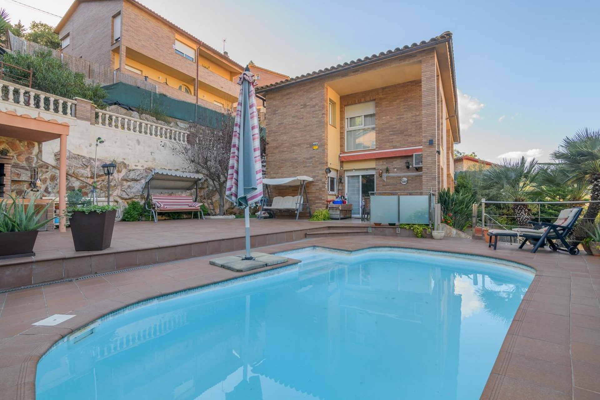 Resale - Villa - Sant Vicenç dels Horts - Sant Roc