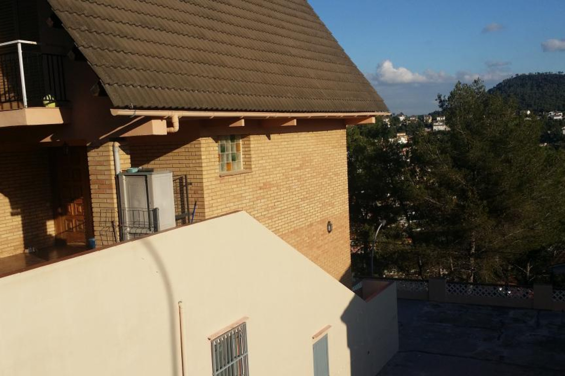 Resale - Villa - Vallirana