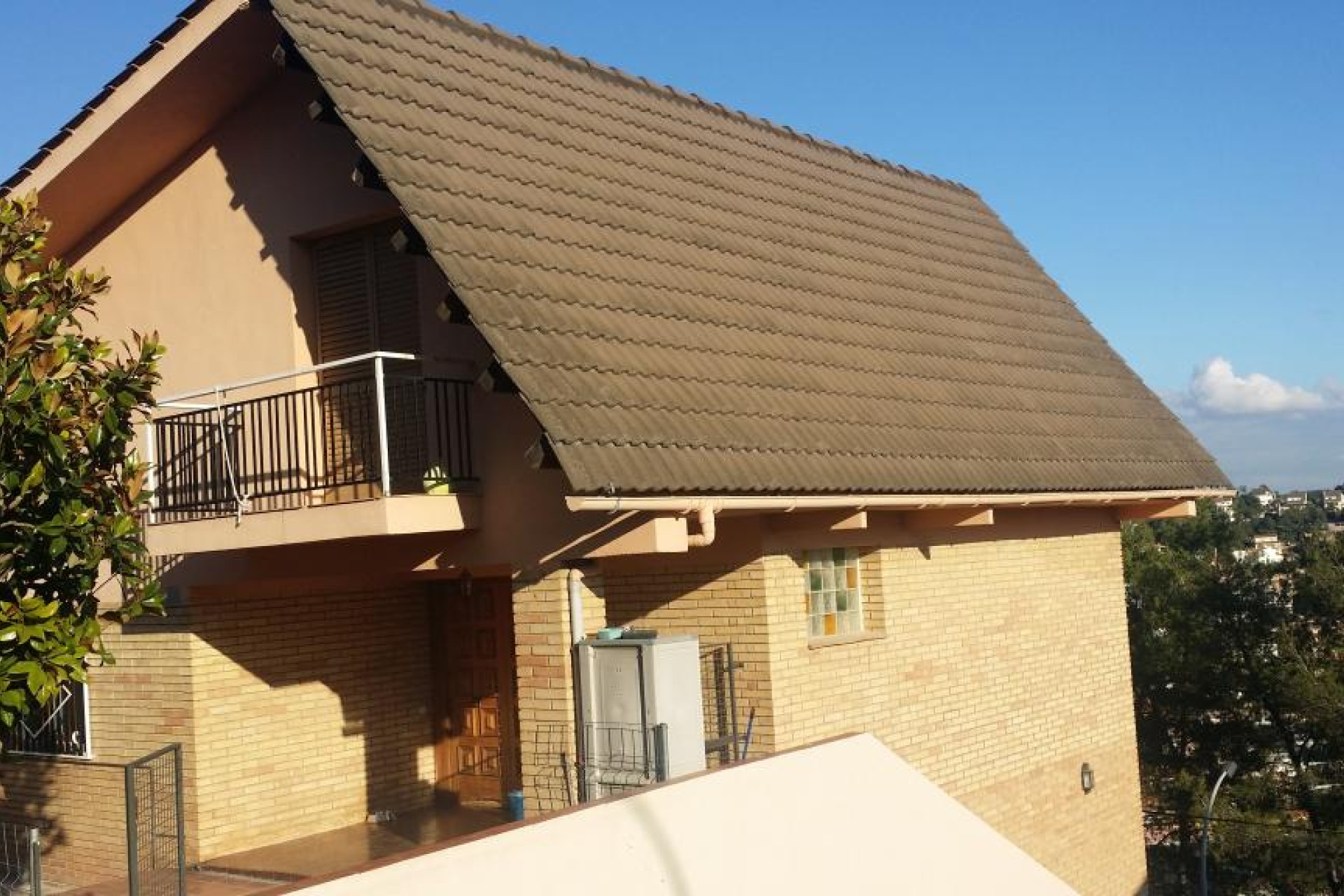 Resale - Villa - Vallirana