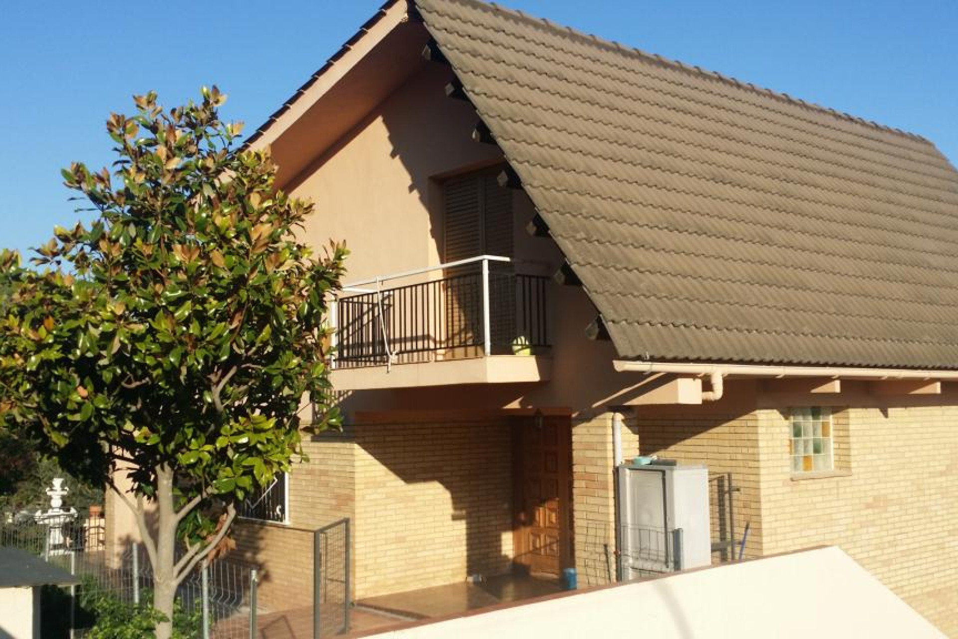 Resale - Villa - Vallirana